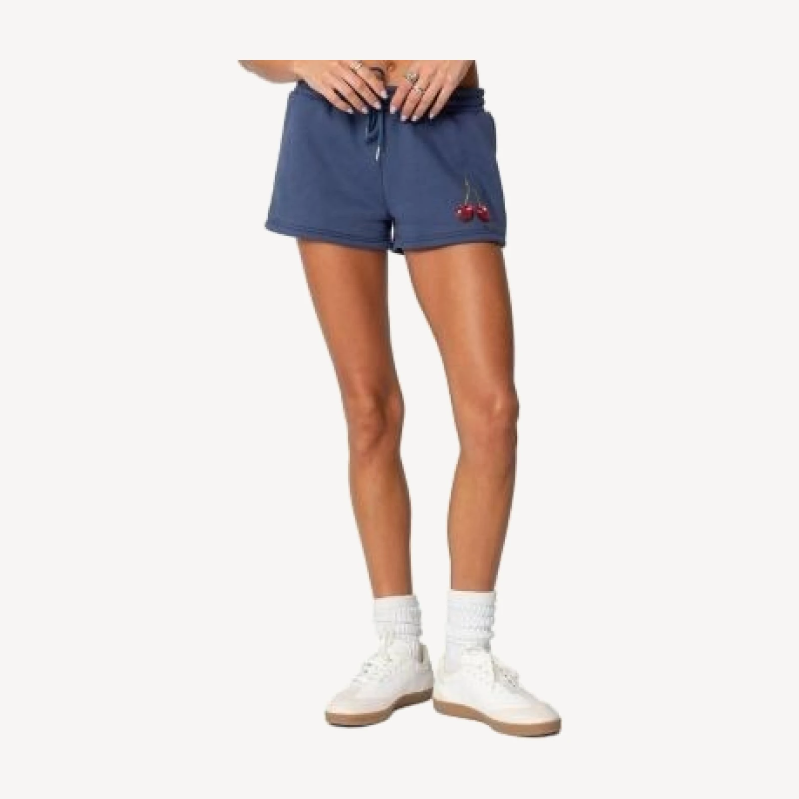 Edikted Mon Cheri Shorts