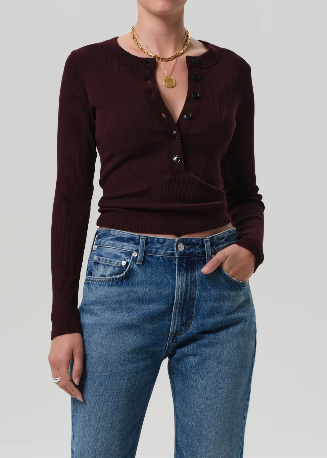 Varra Henley in Mahogany