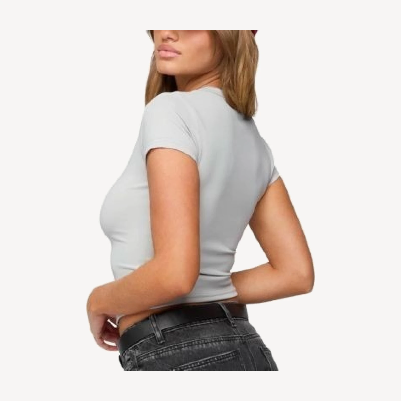 Edikted Moraya V Neck T Shirt