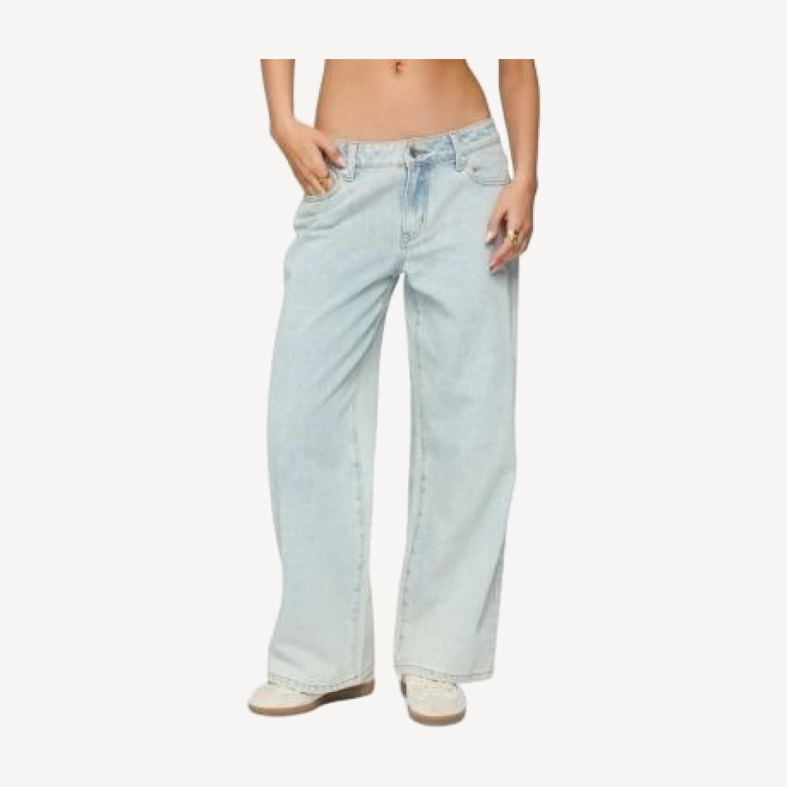 Edikted Petite Bow Pocket Relaxed Light Rinse Wash Jeans