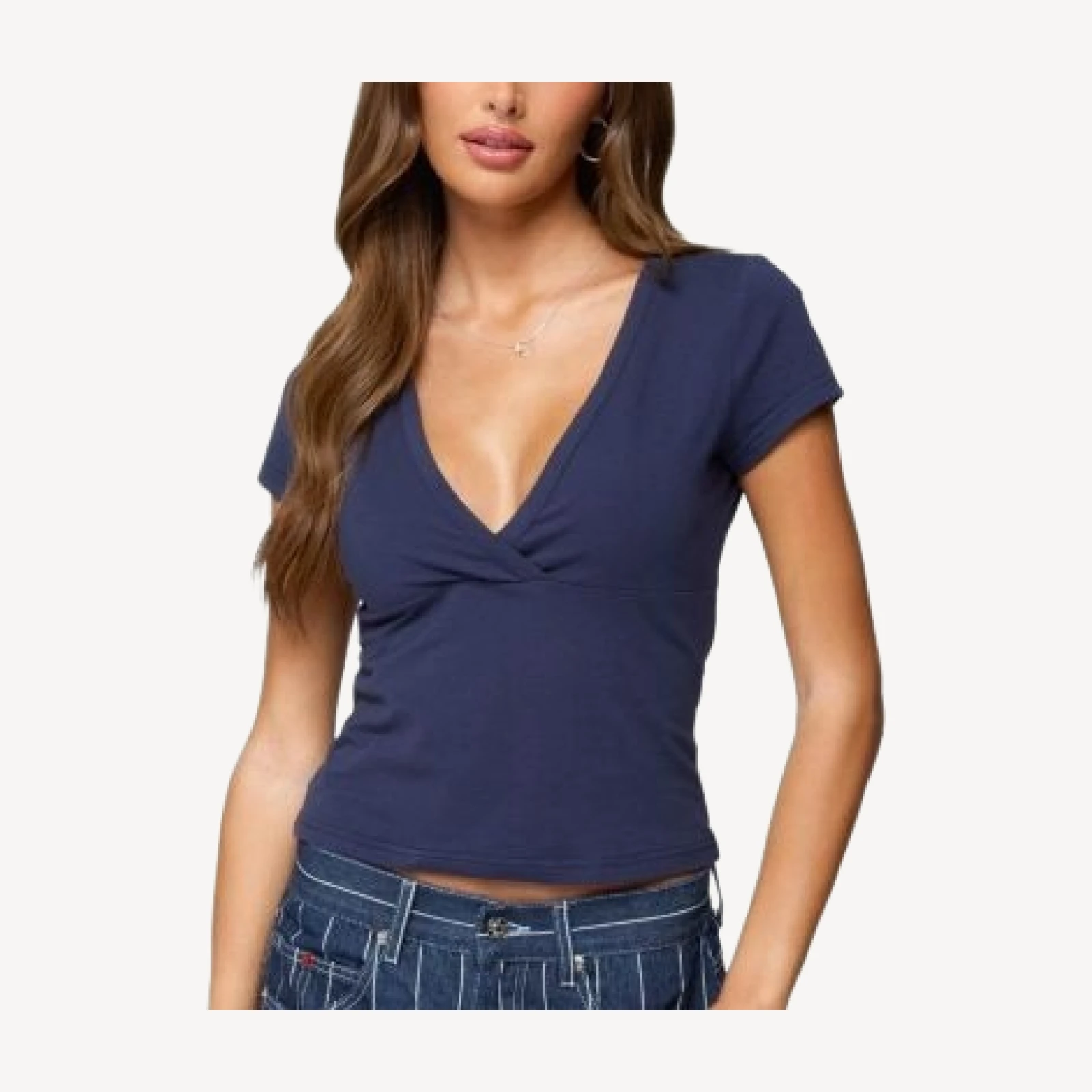Edikted Merinda V Neck T Shirt