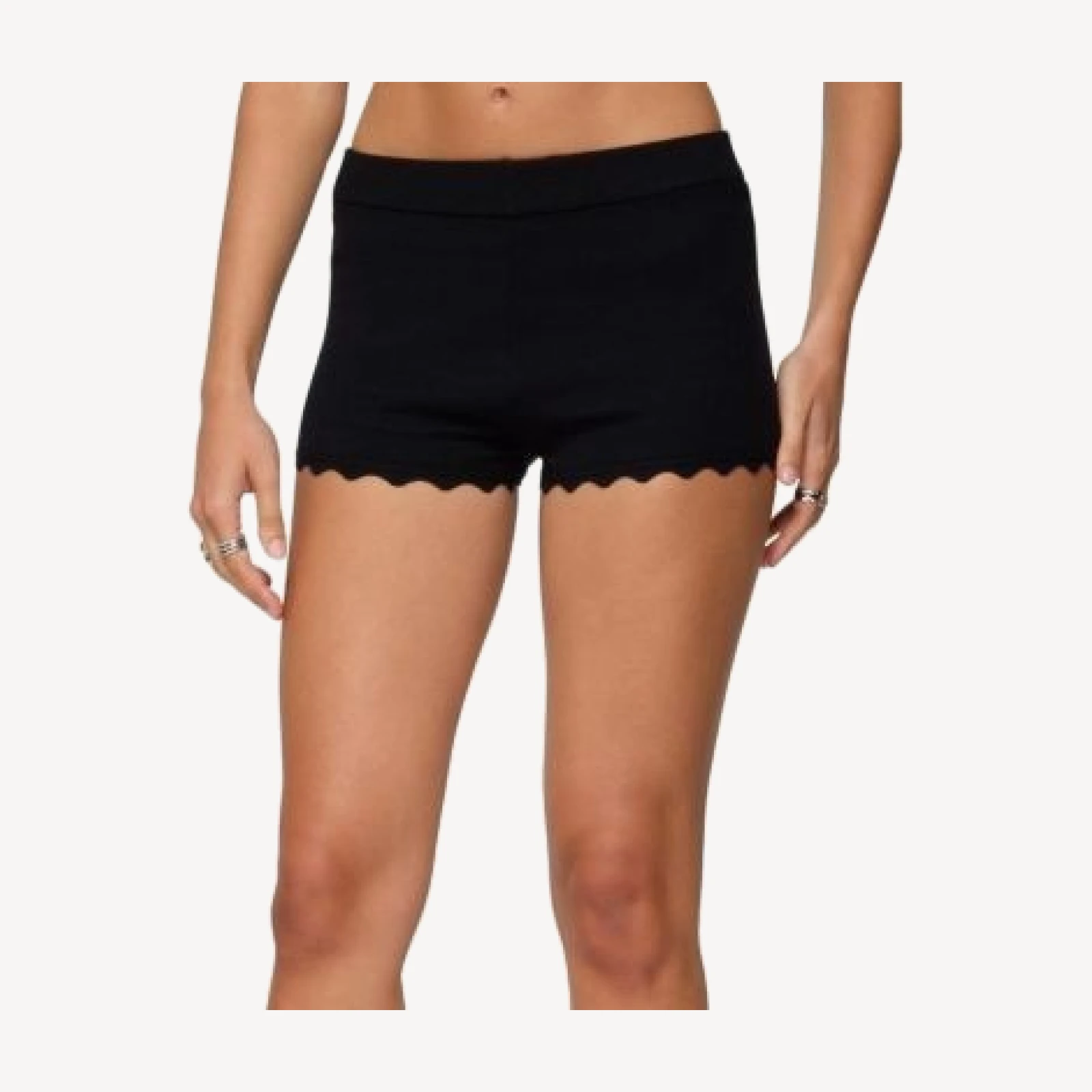 Edikted Maizy Scalloped Knit Micro Shorts