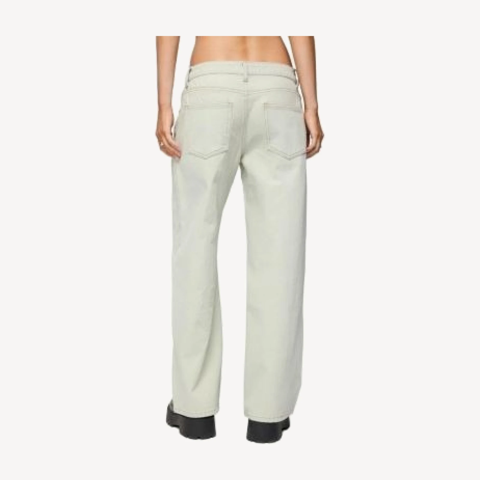 Edikted Petite Raelynn Light Rinse Wash Low Rise Baggy Jeans
