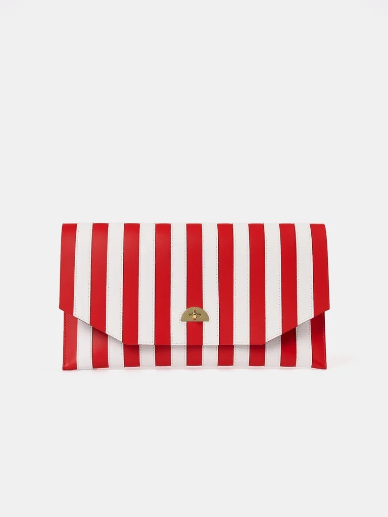 The Oversized Twist Lock Pouch - Bright Red & Brilliant White