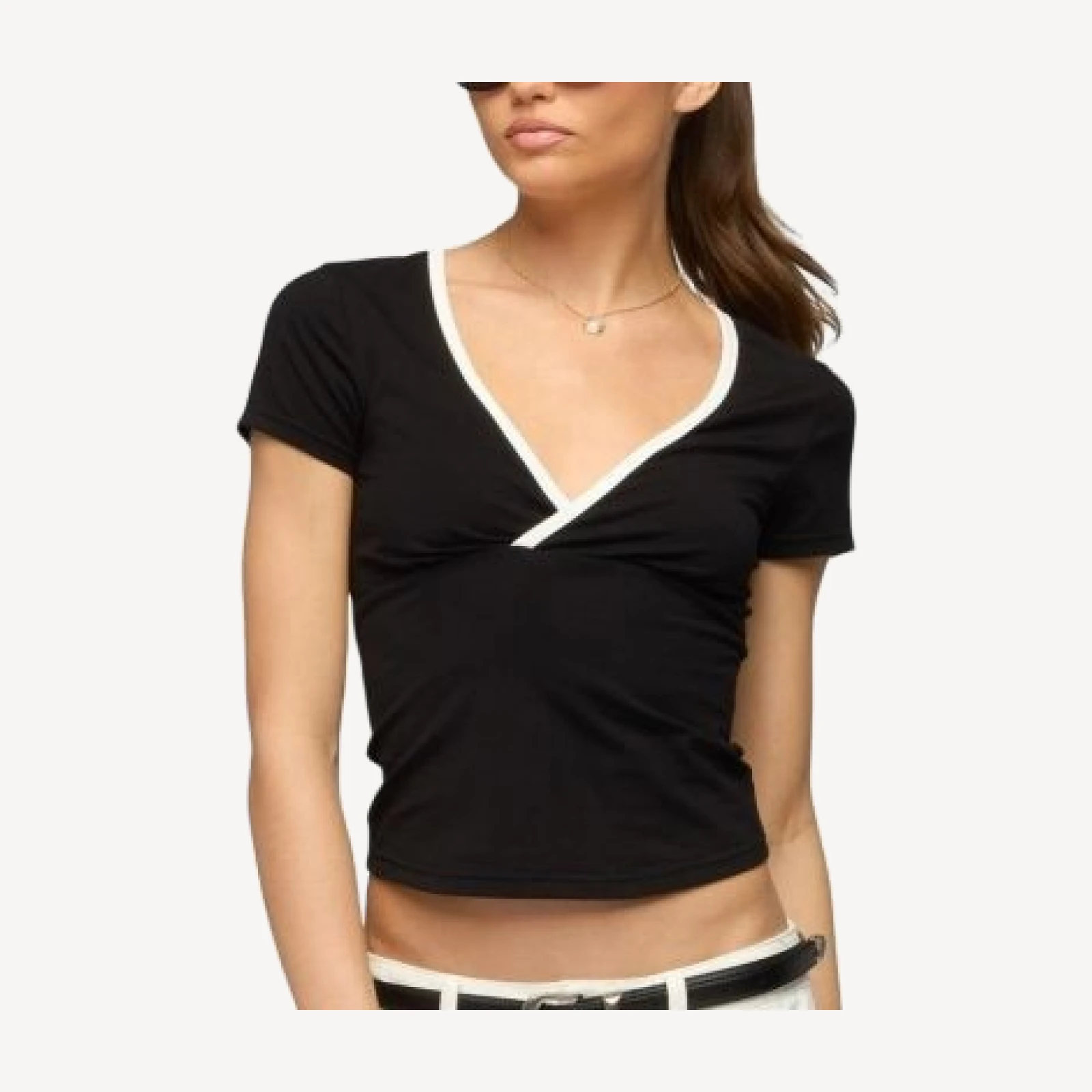 Edikted Yulenna Contrast V Neck Top