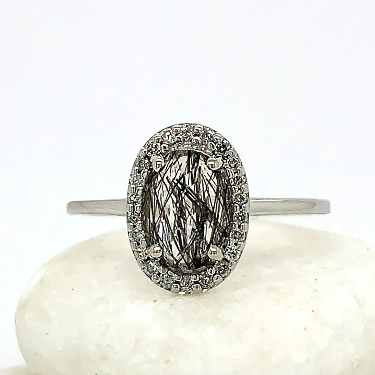 Rosette Ring - White Gold & Black Rutilated Quartz