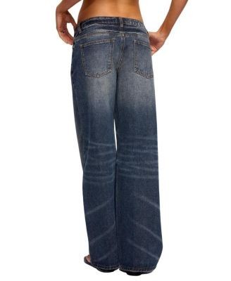 Edikted Raelynn Washed Low Rise Light Rinse Wash Jeans