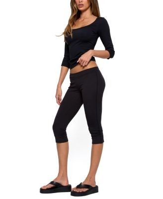 Edikted Desi Scoop Neck Three-Quarter Sleeve Top