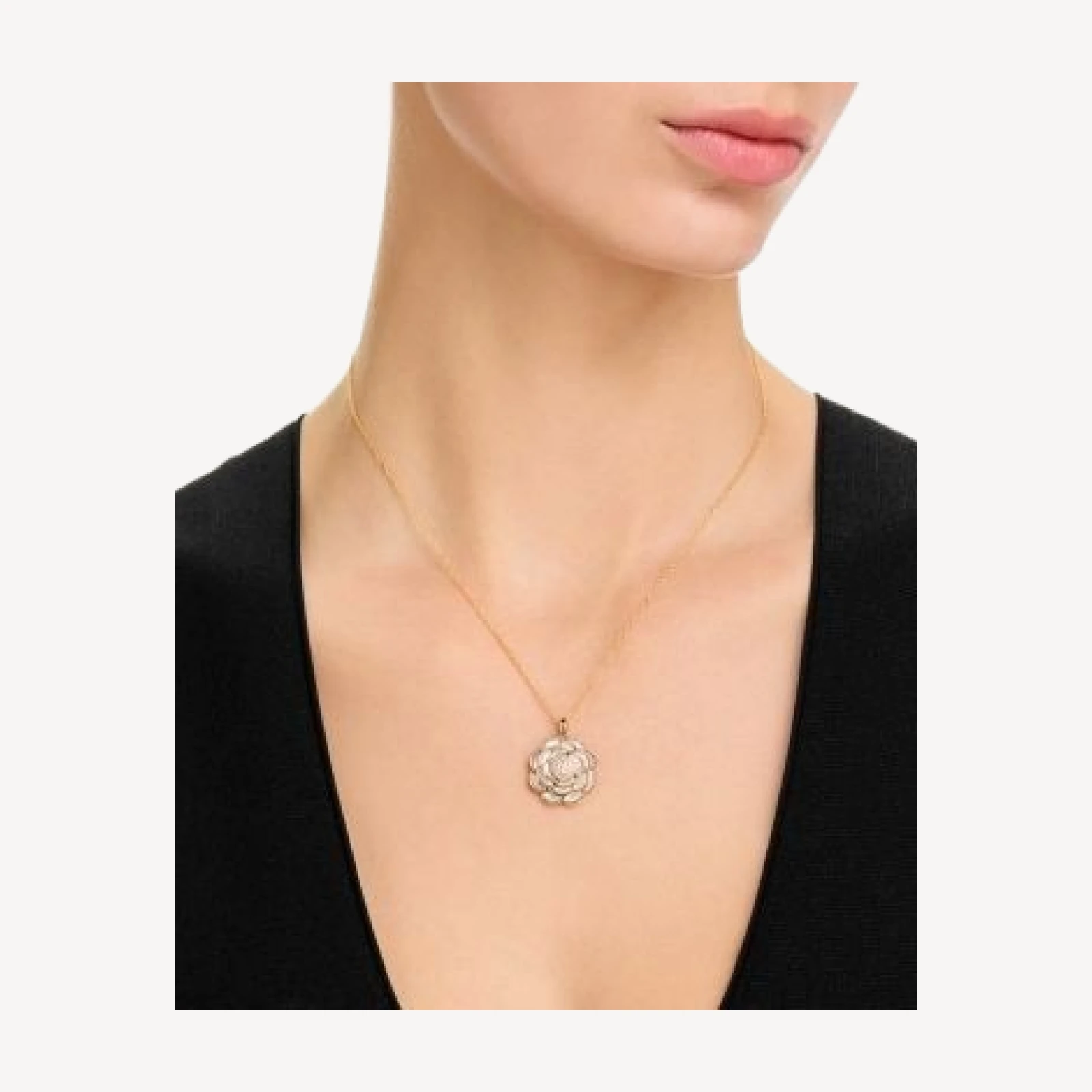 Bloomingdale's Fine Collection Mother of Pearl & Diamond Flower Pendant Necklace in 14K Yellow Gold, 16-18