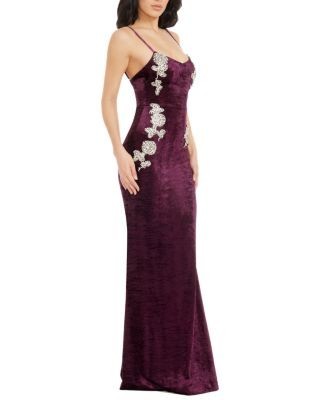 Dress the Population Giovanna Sweetheart Neck Velvet Crystal Applique Mermaid Gown