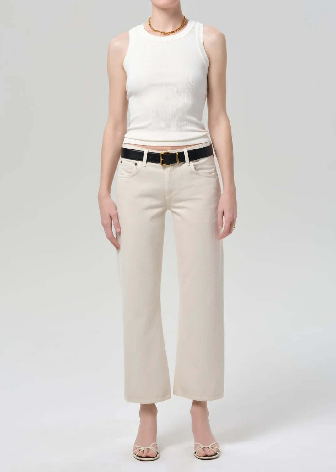 Faye Vintage Straight in Almond