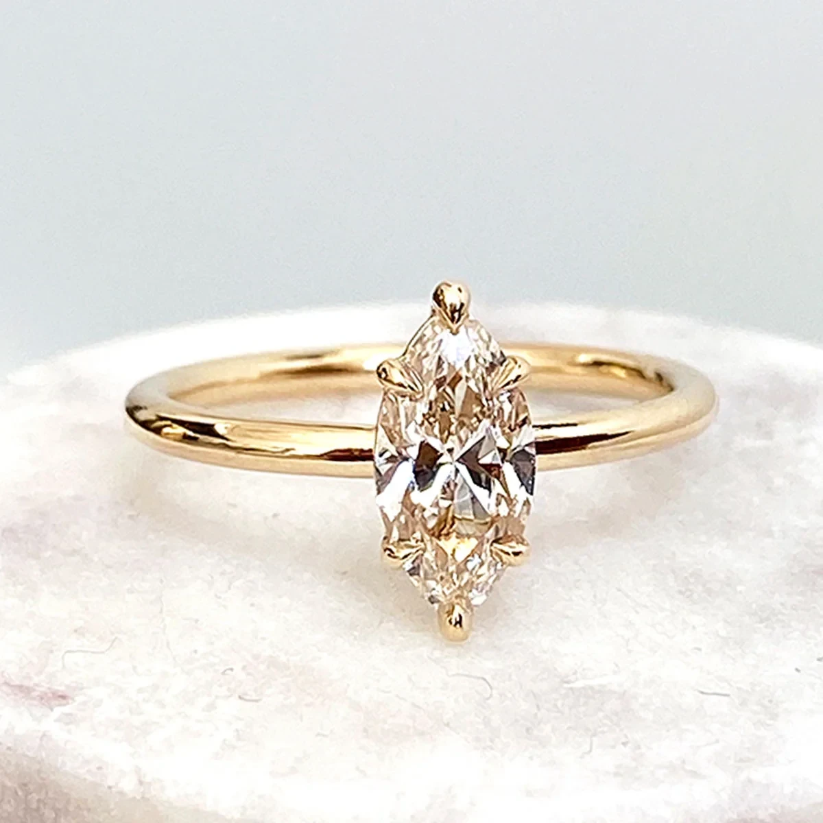 Eleonore Delicate Solitaire Ring - Yellow Gold & Champagne Diamond