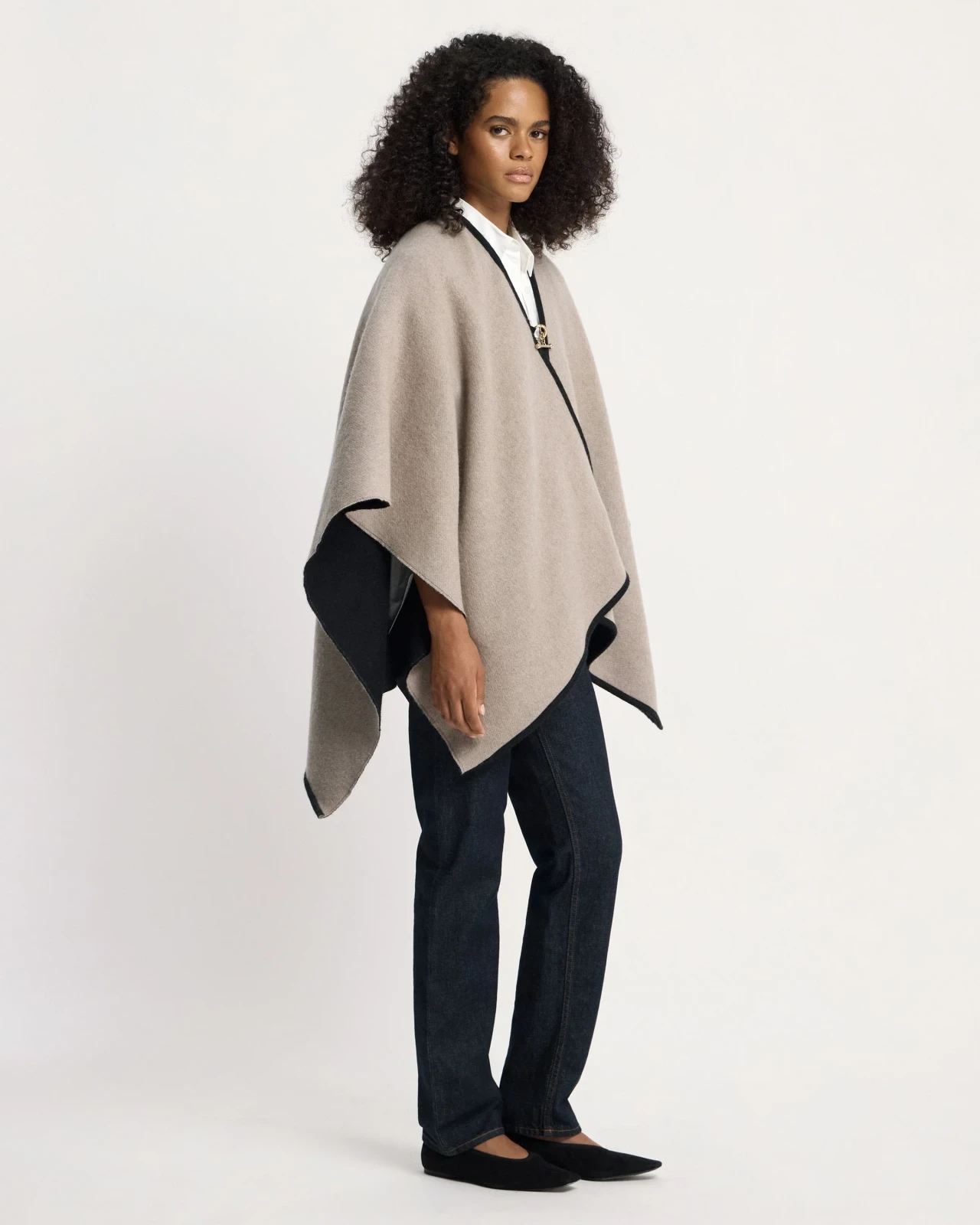 Kite Woven Cape - Otter/Black