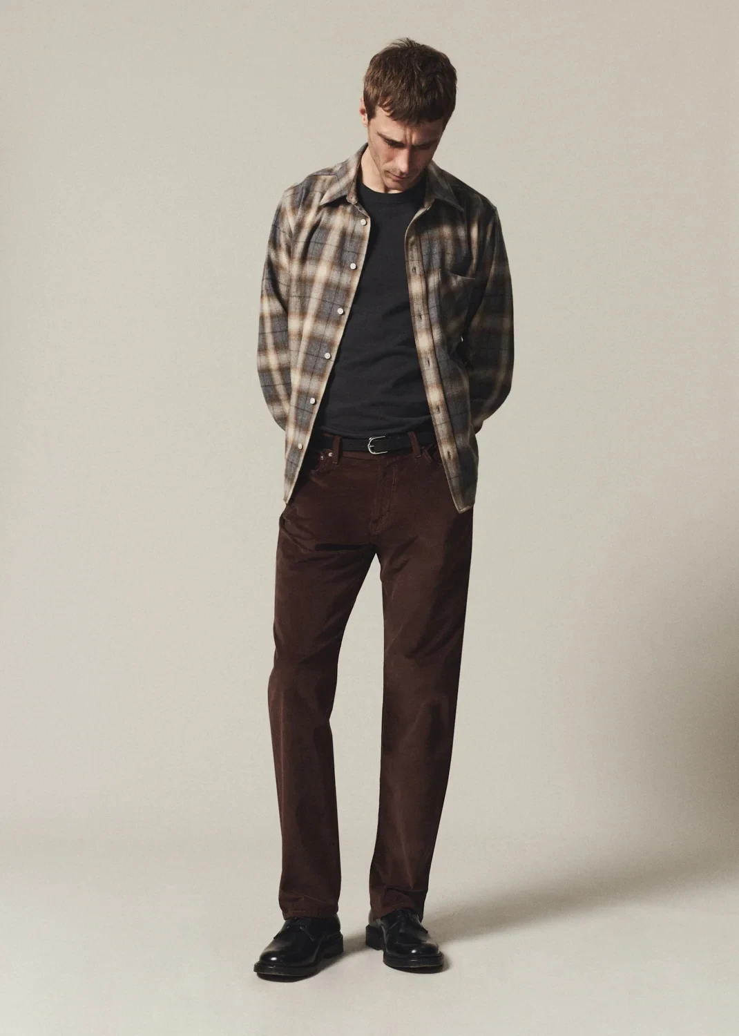 Elijah Straight Velvet in Brown