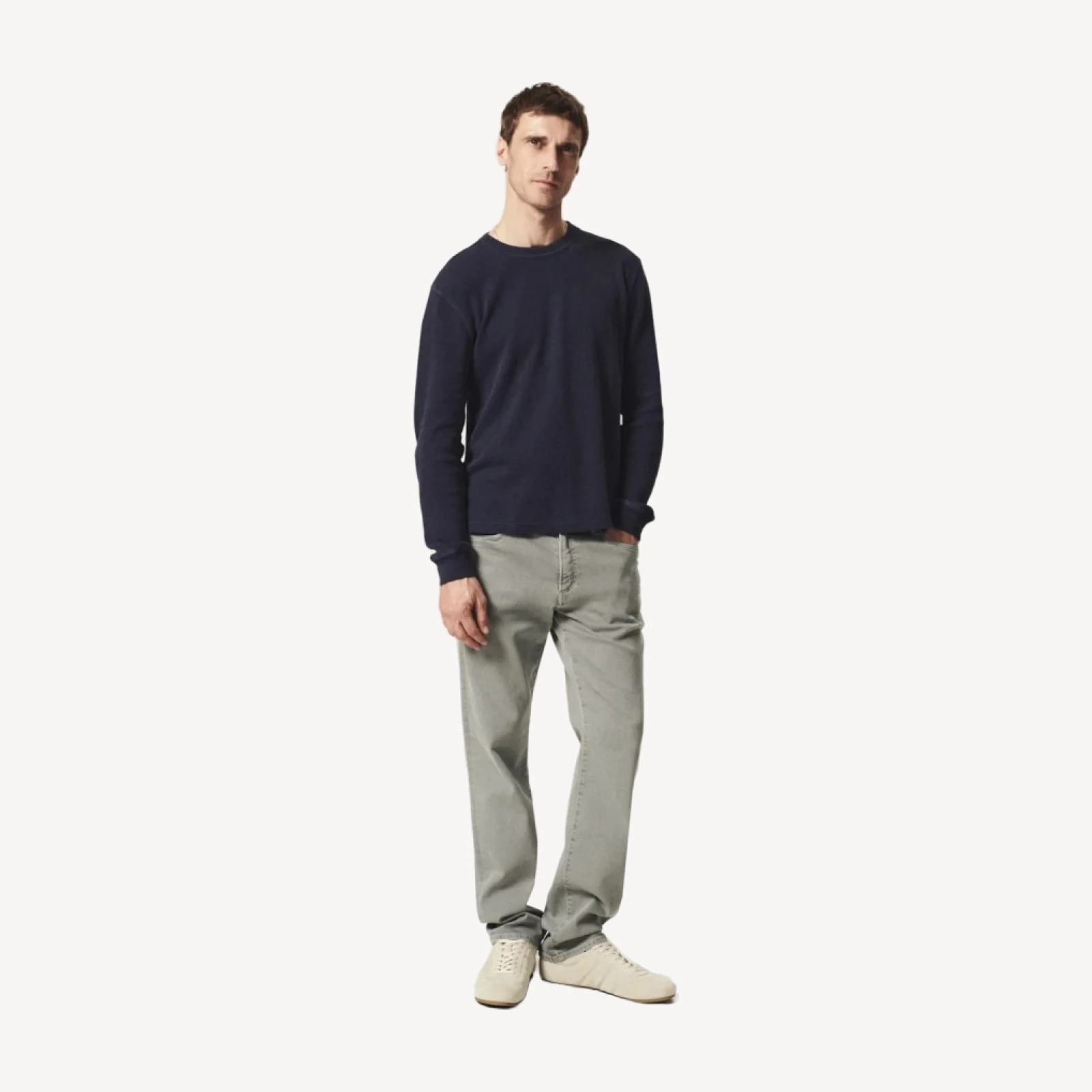 Elijah Straight Perform in Sea Grey