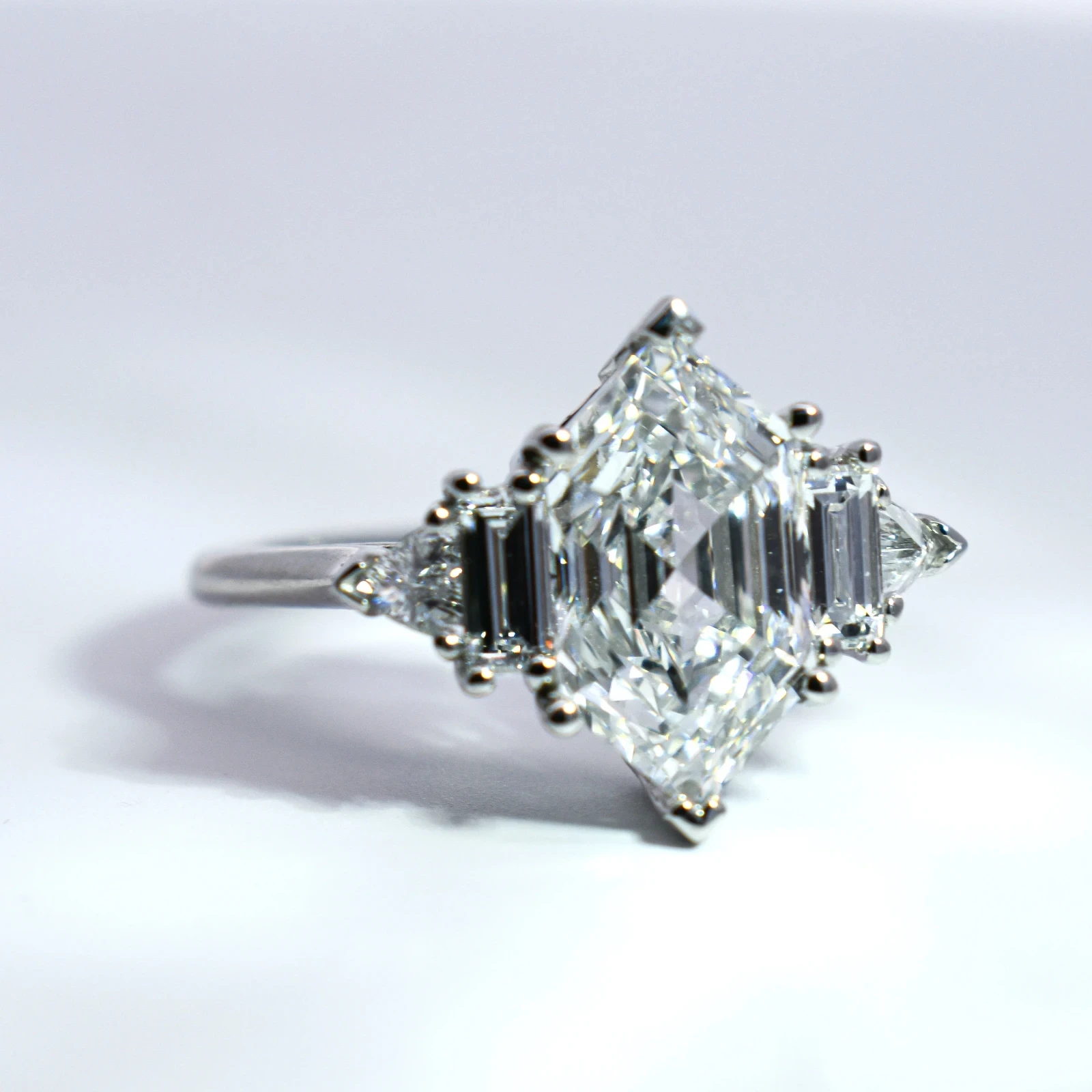 Hex Theda Ring