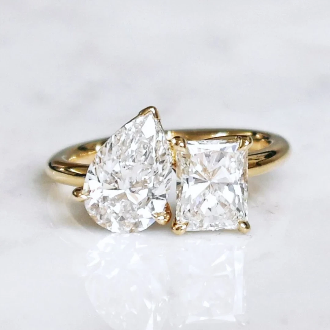 Custom Toi et Moi Ring