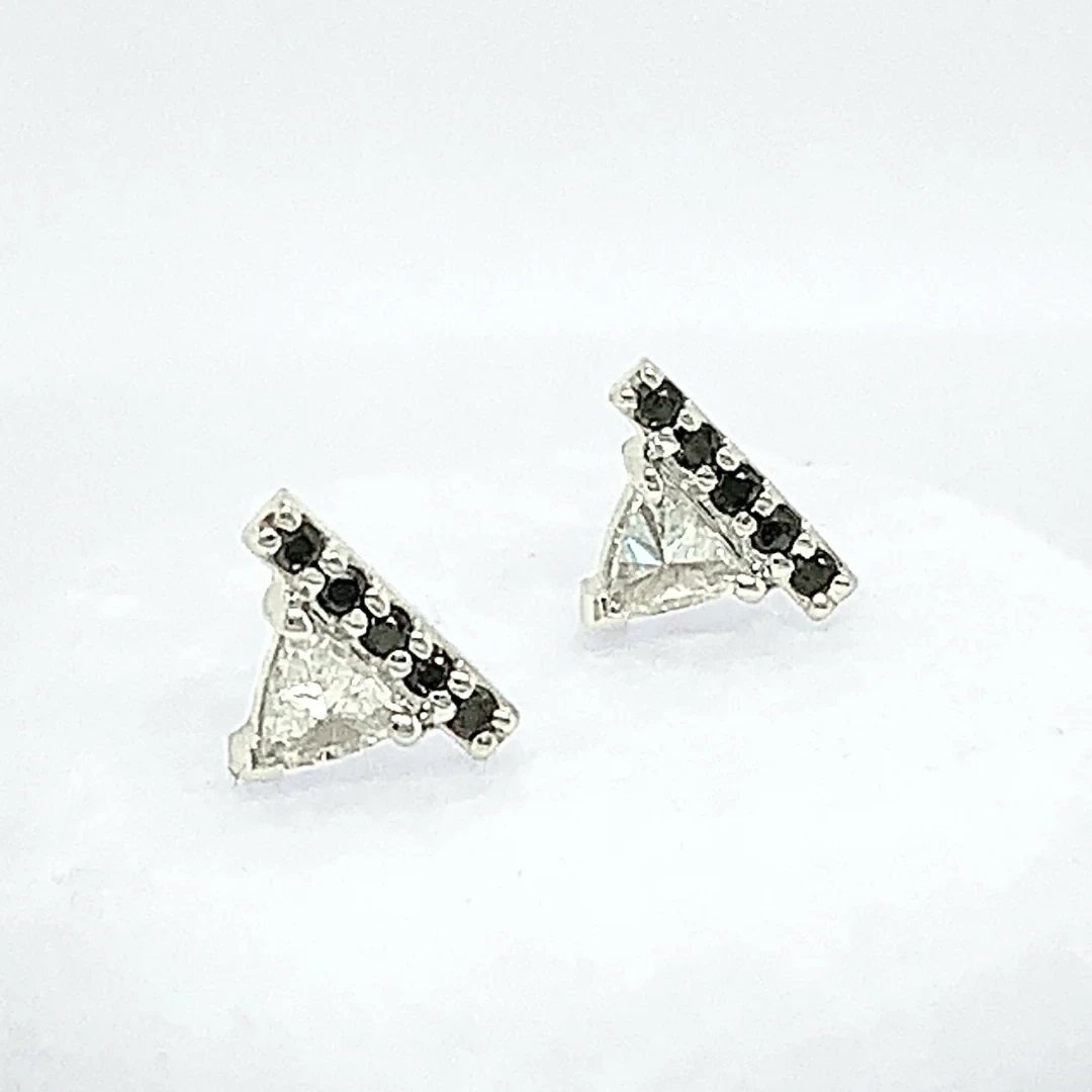 Bea Stardust Stud