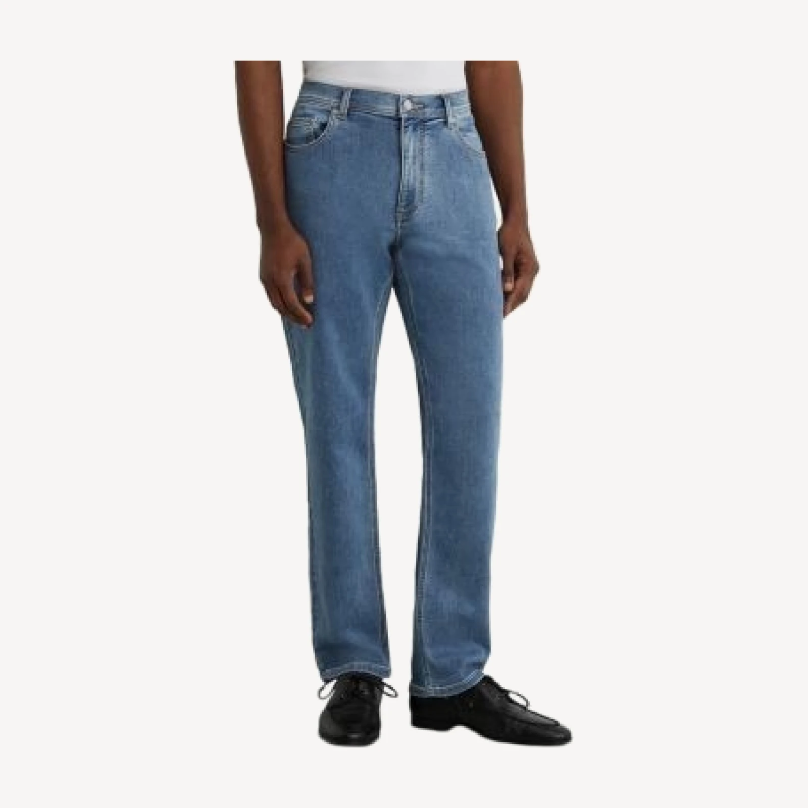 Reiss Bishopsgate Straight Fit 31.5 Jeans in Light Wash
