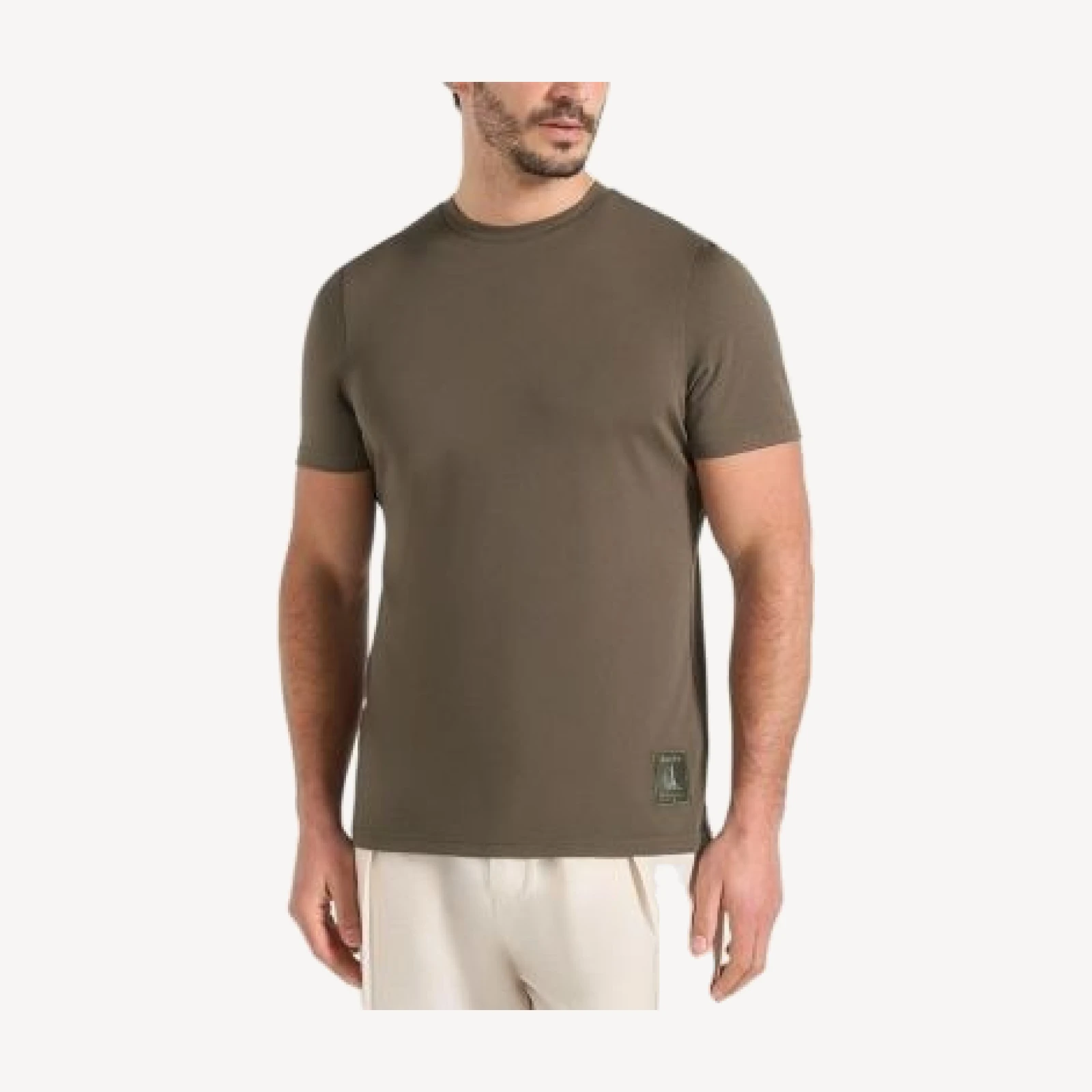 Maniere De Voir Ts003 Fitted T-shirt