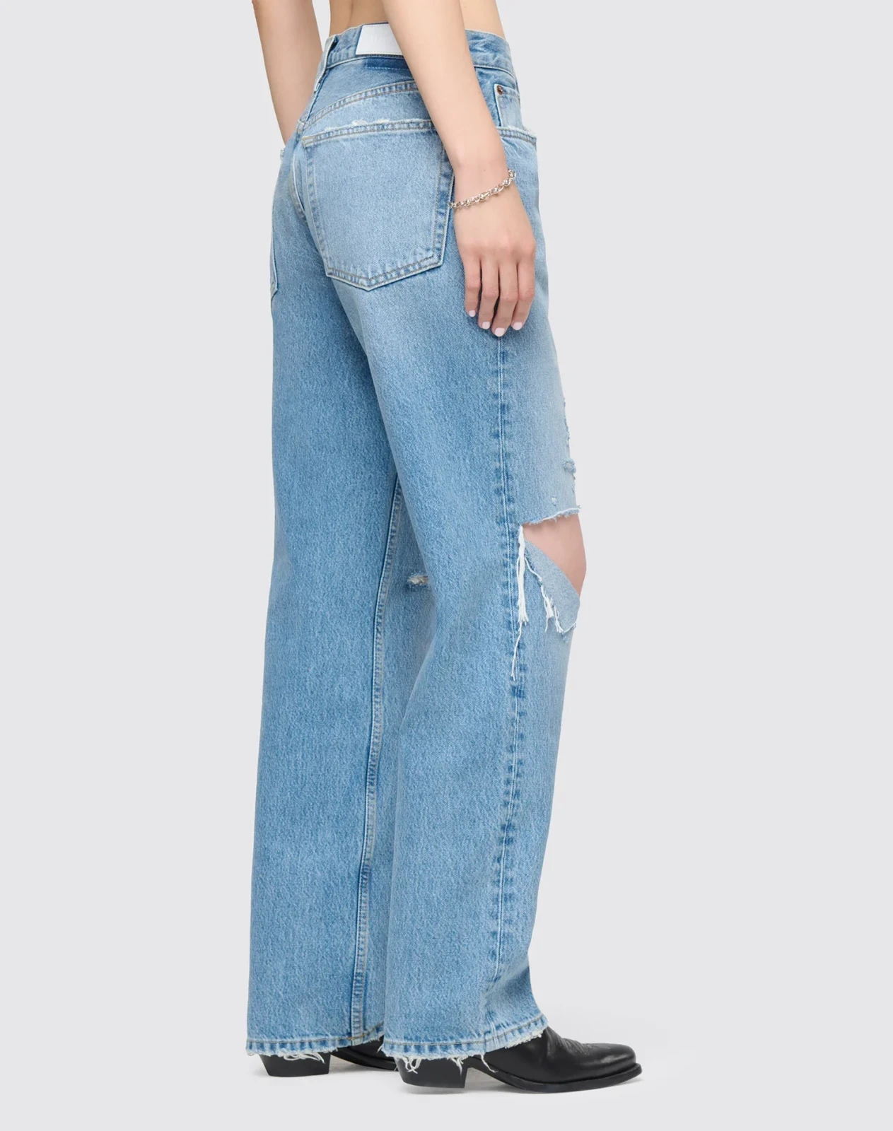 90s Comfy Jean - Sunfaded Destroy