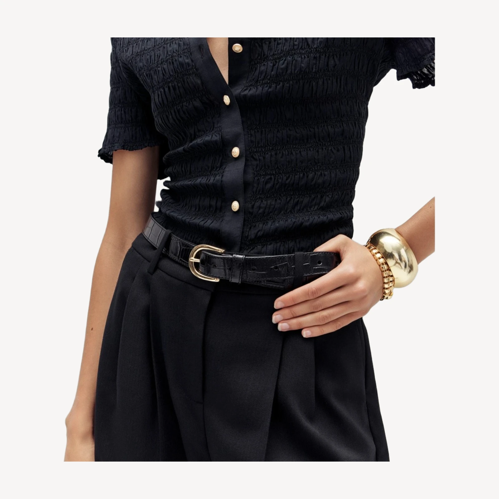 Classic belt in croc-embossed leather