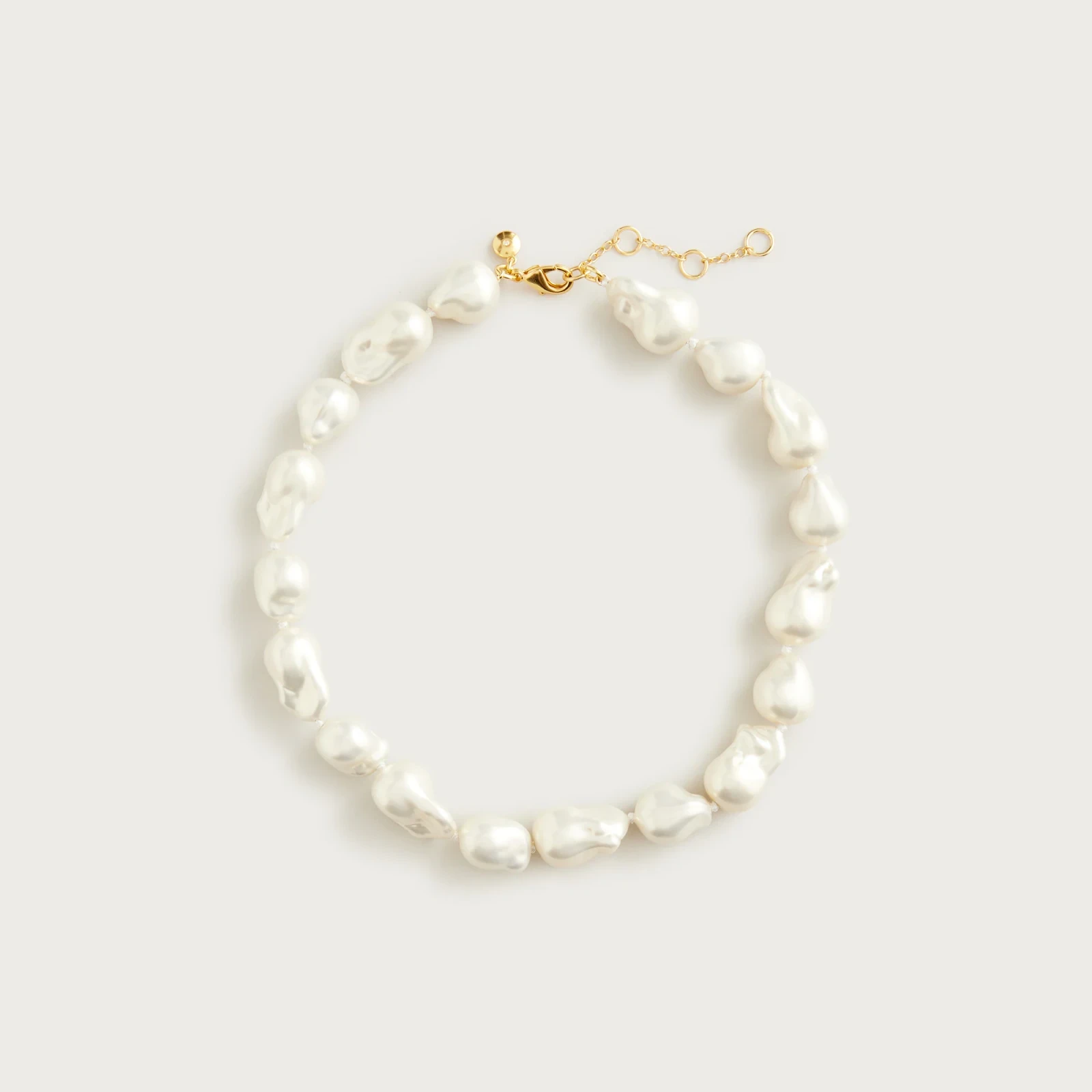 Baroque pearl necklace