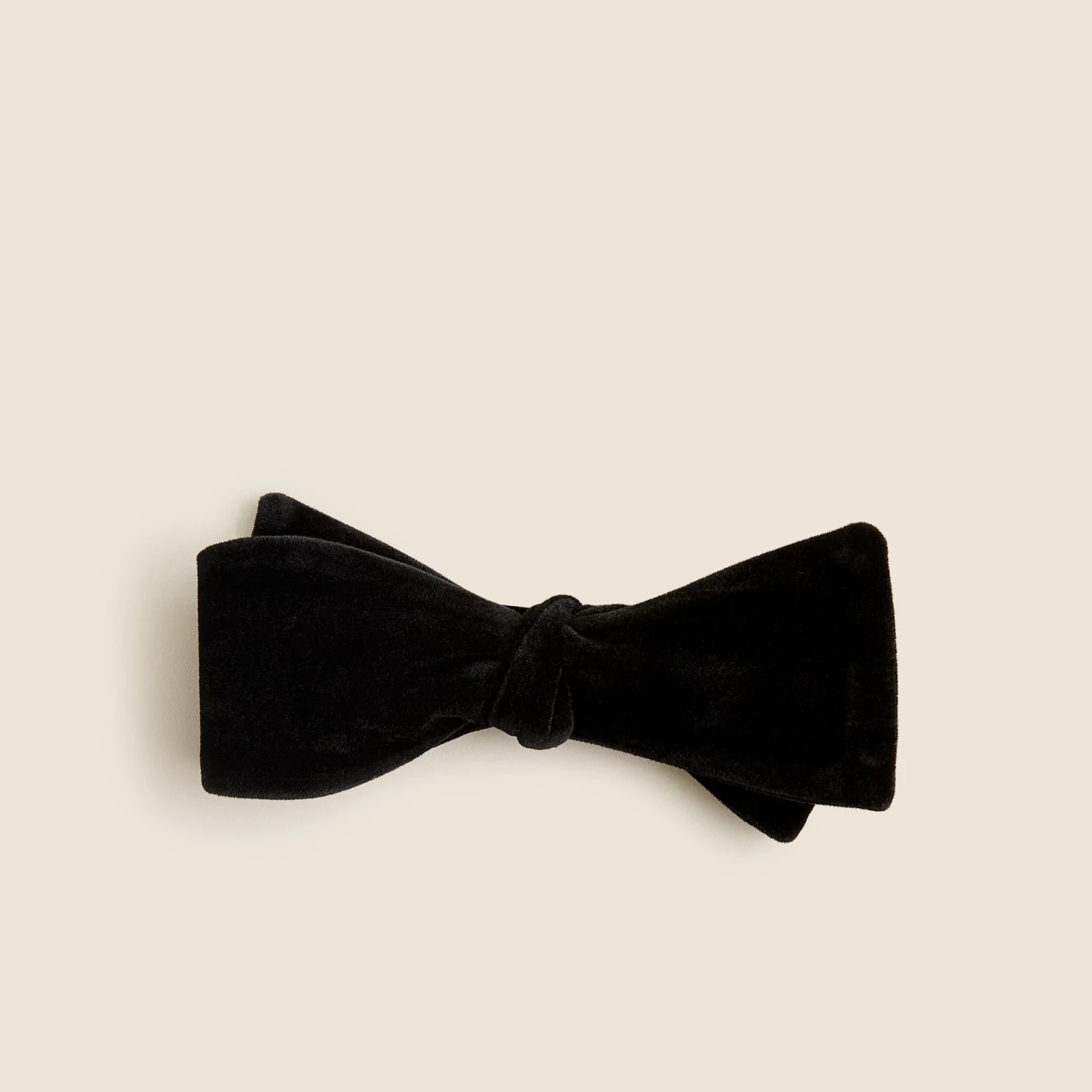 Velvet bow tie