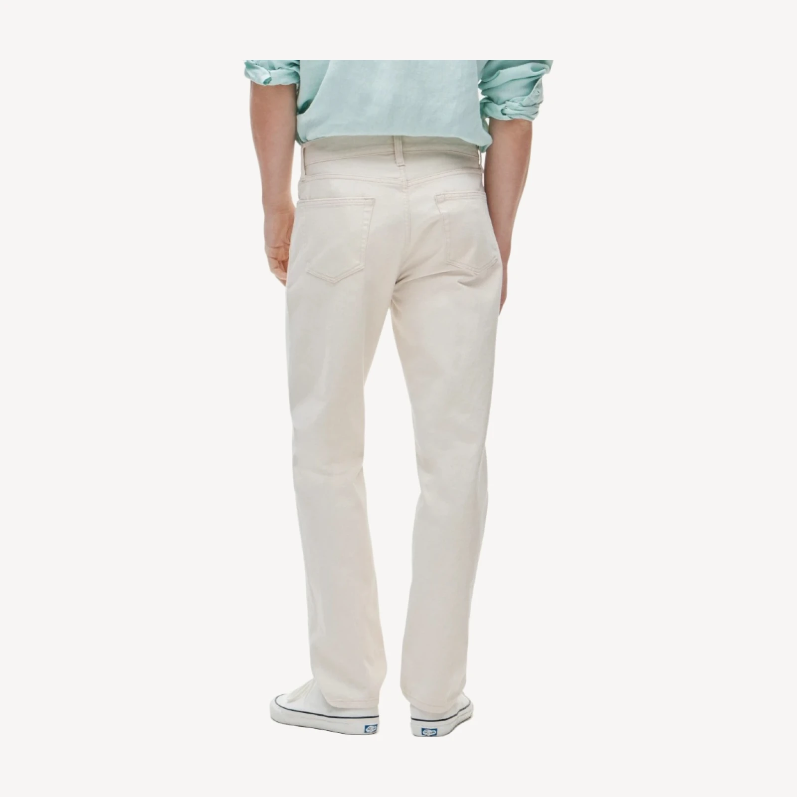 Classic Straight jean in natural seeded denim