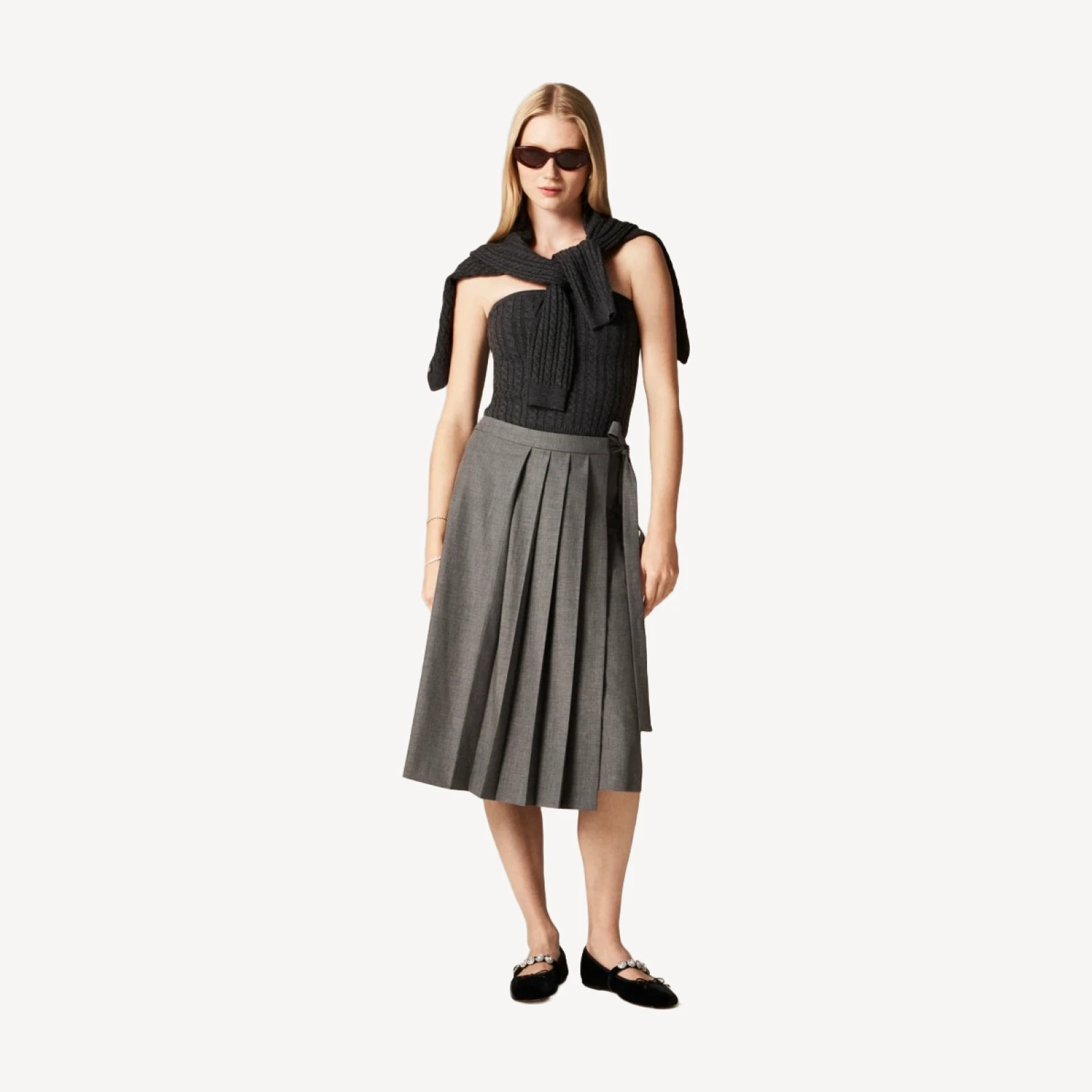 Cable-knit tube top in merino wool