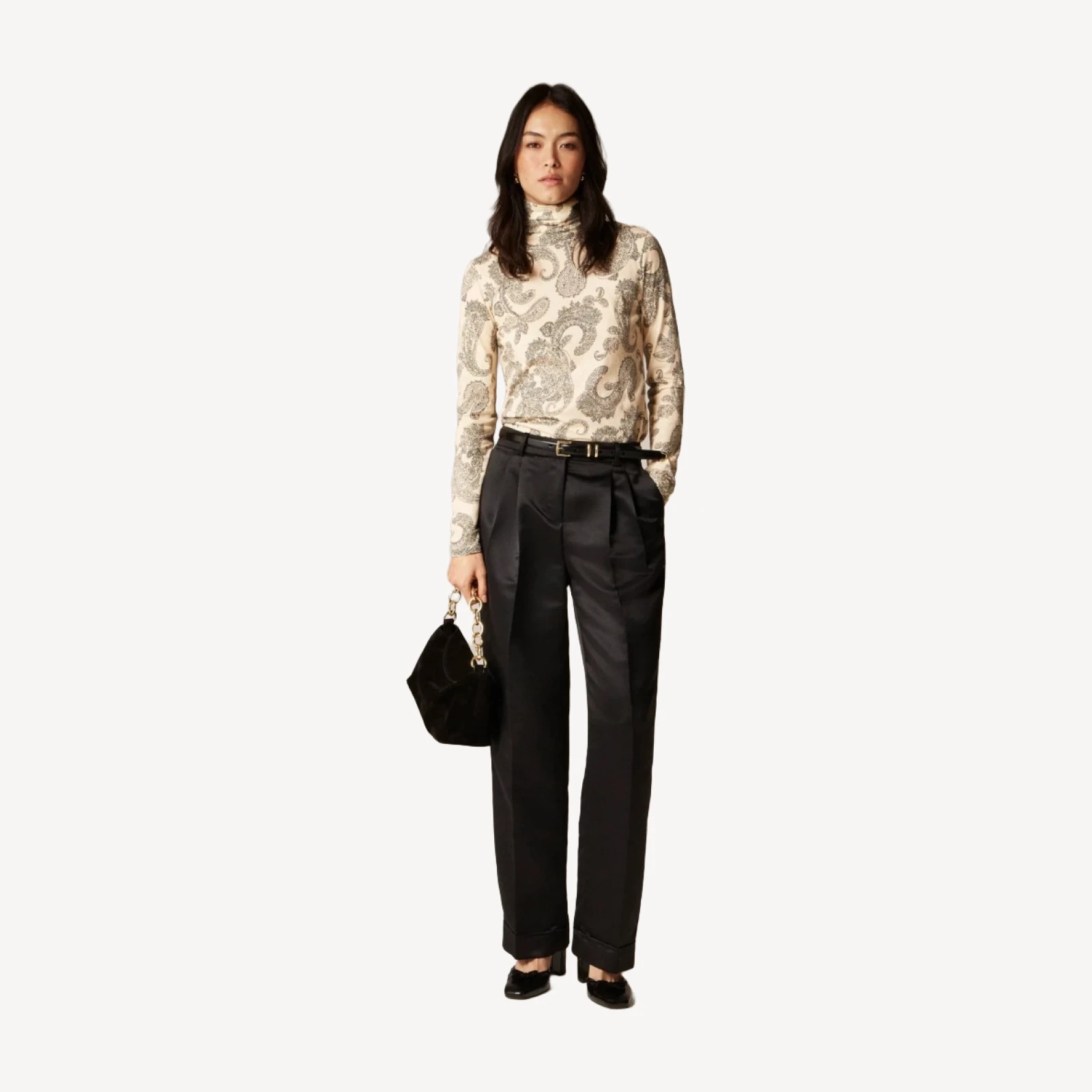 Feather jersey turtleneck in paisley