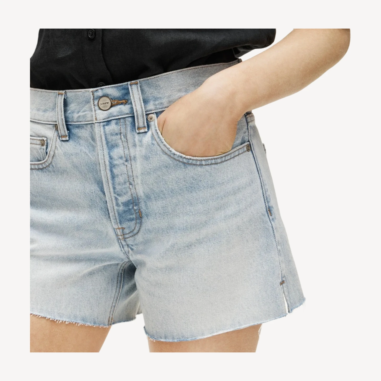 Mid-rise A-line denim short