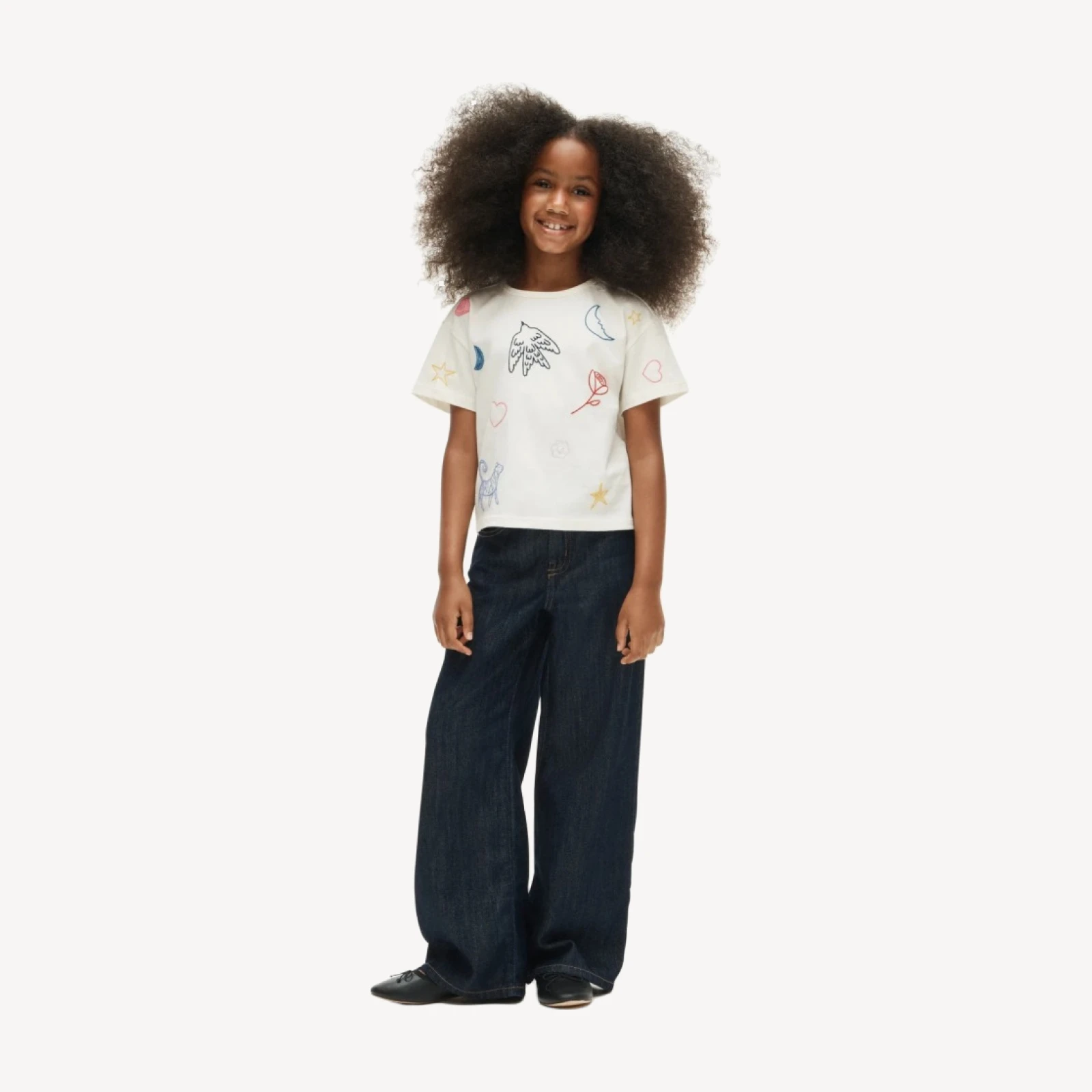 Girls' everyday T-shirt with embroidery