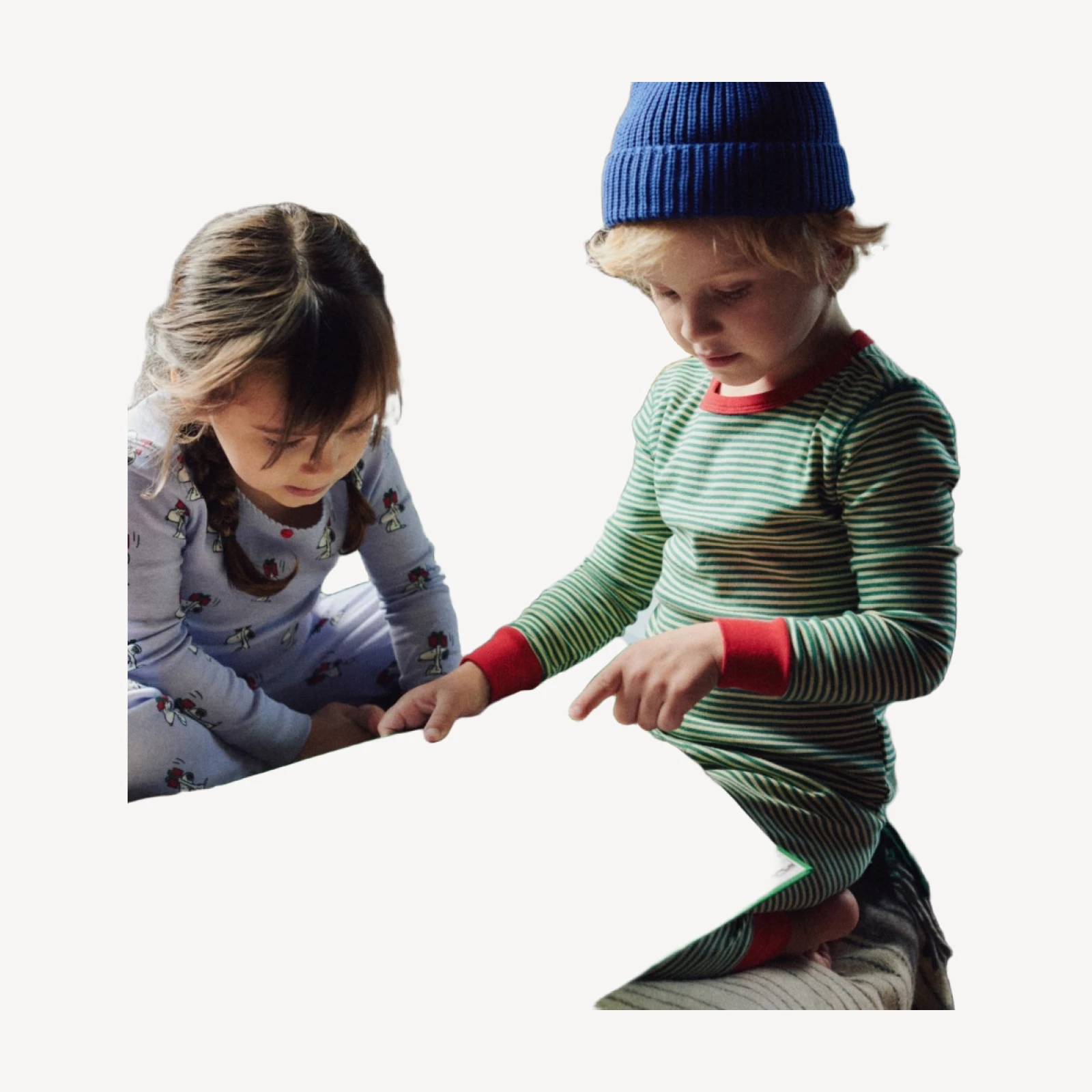 Kids' long-sleeve printed pajama set
