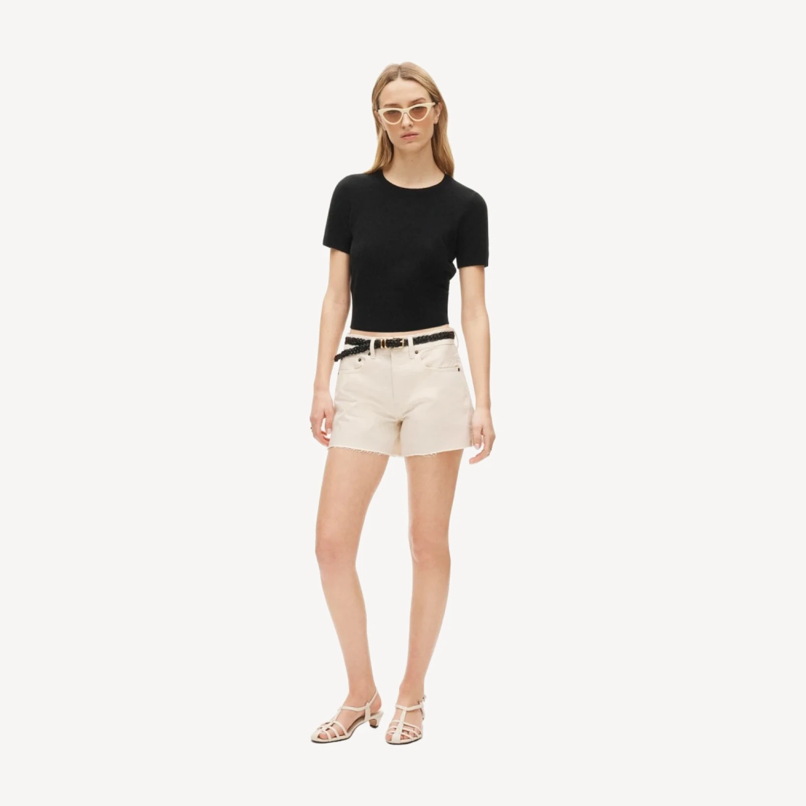 Mid-rise A-line denim short in ecru