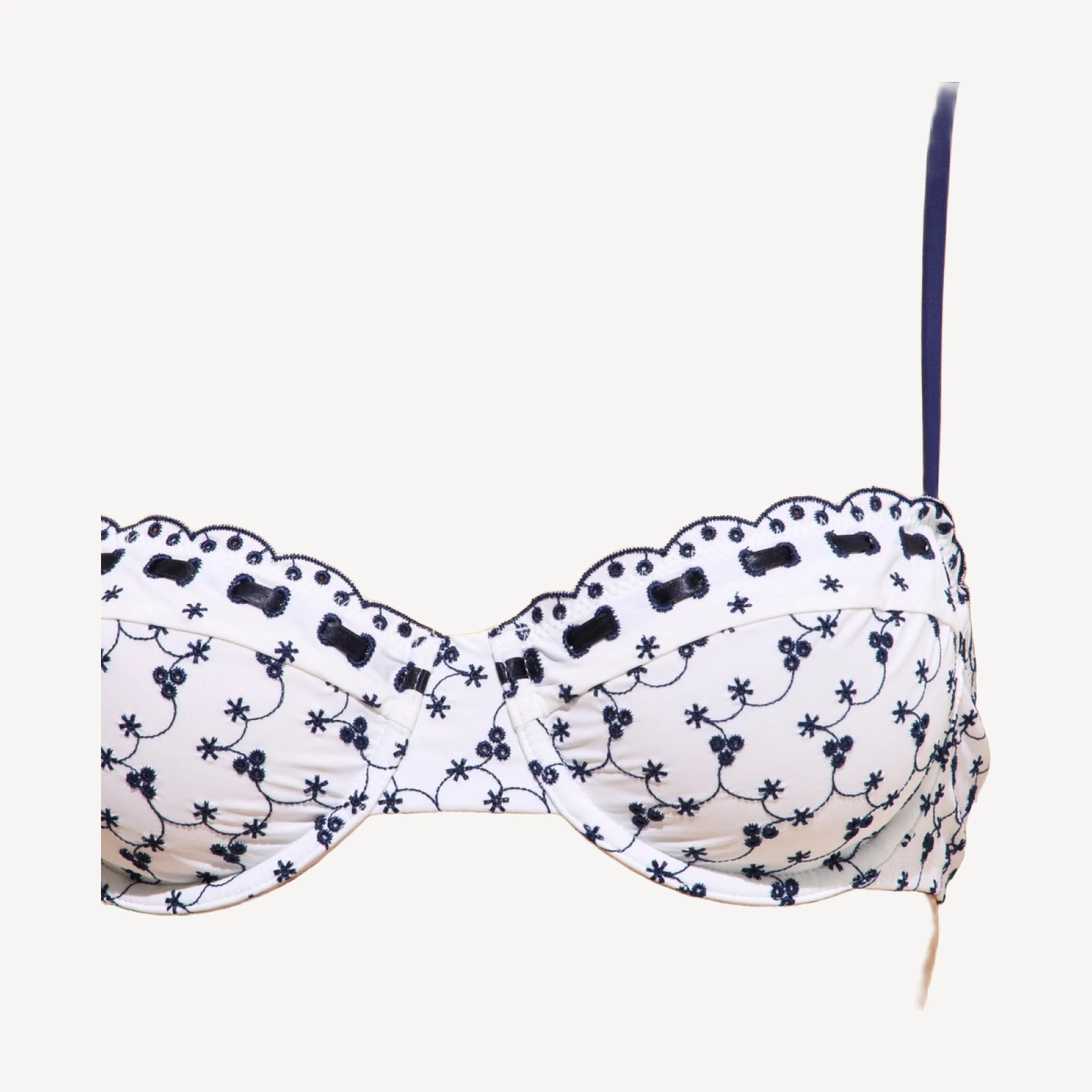 Eyelet balconette underwire bikini top with ribbon trim