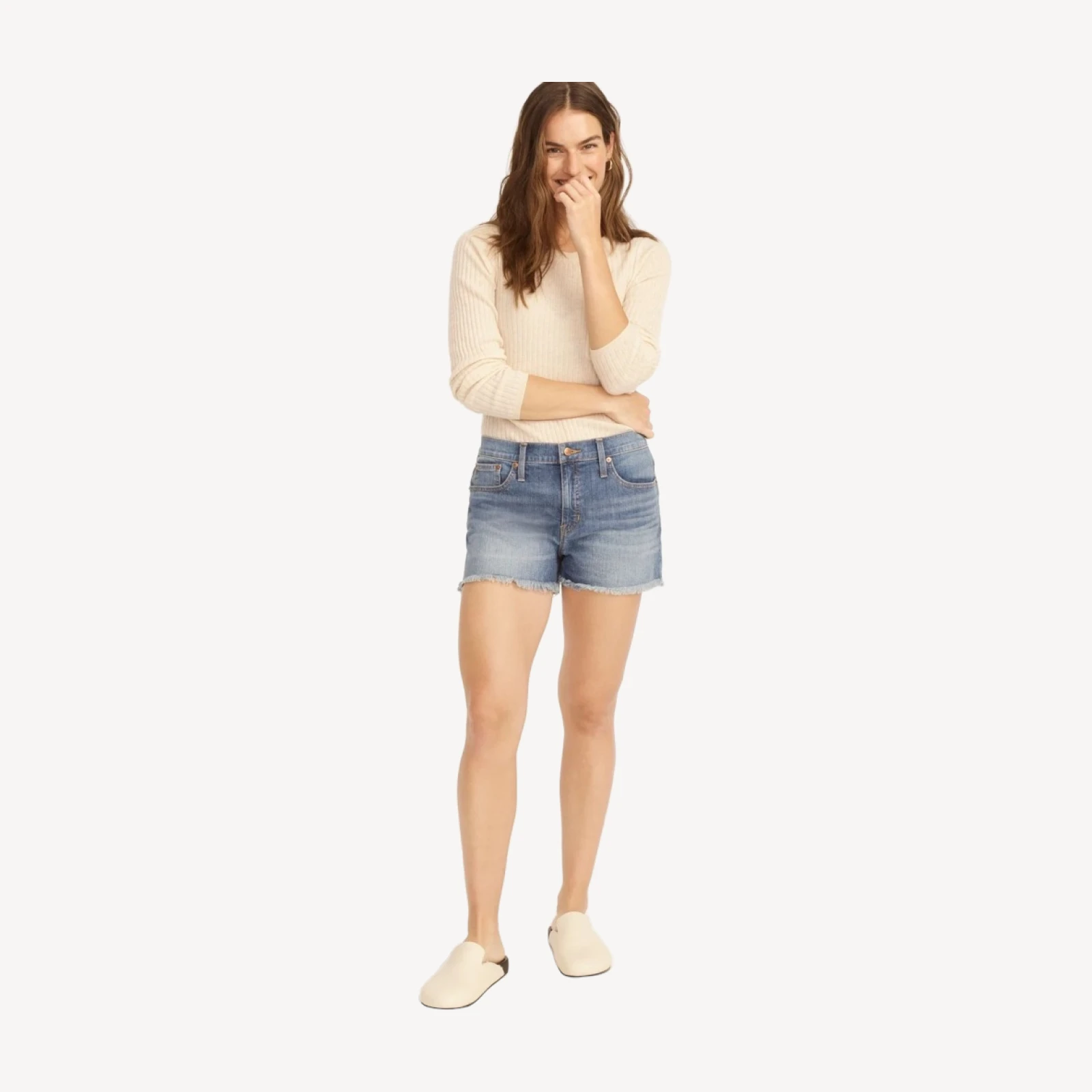 Mid-rise denim short in Squash wash