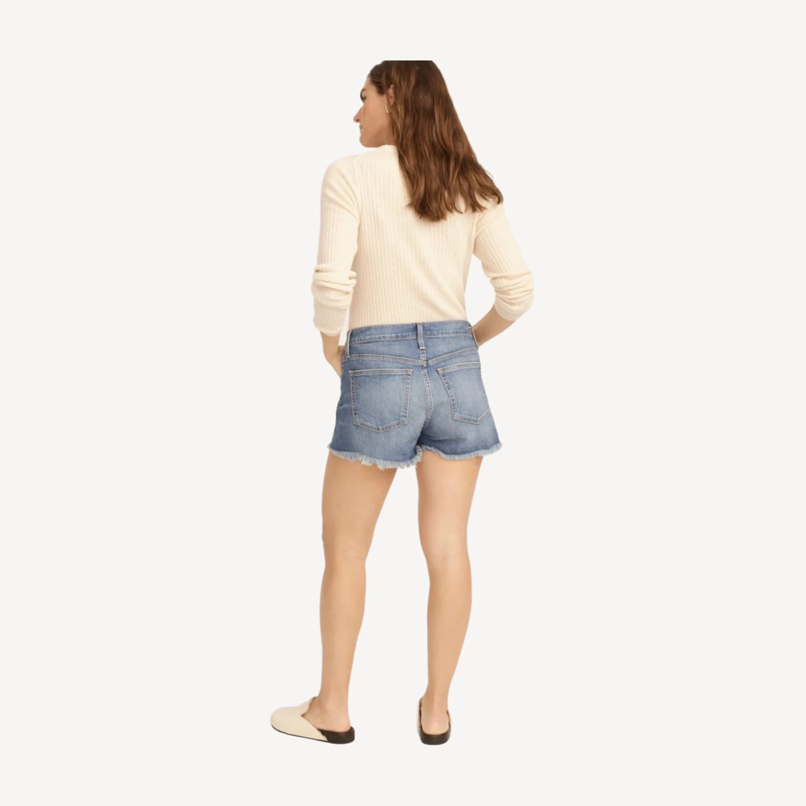 Mid-rise denim short in Squash wash