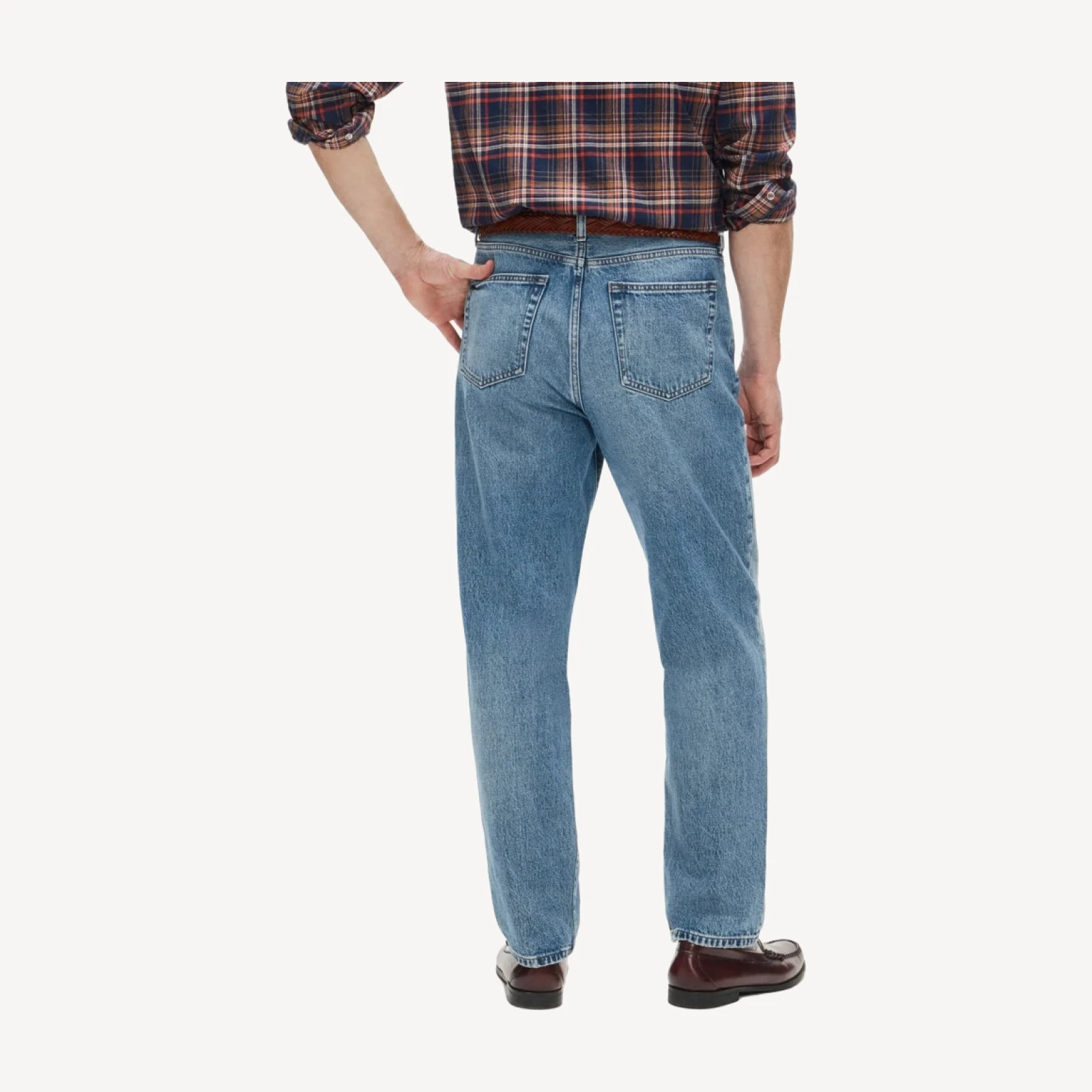 High-rise Straight-fit jean in vintage wash