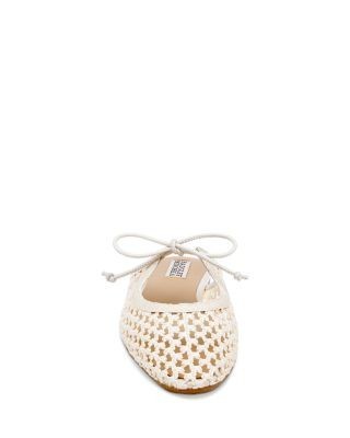Badgley Mischka Women's Xailee Flats