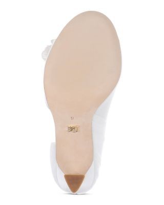 Badgley Mischka Women's Yana d'Orsay Pumps