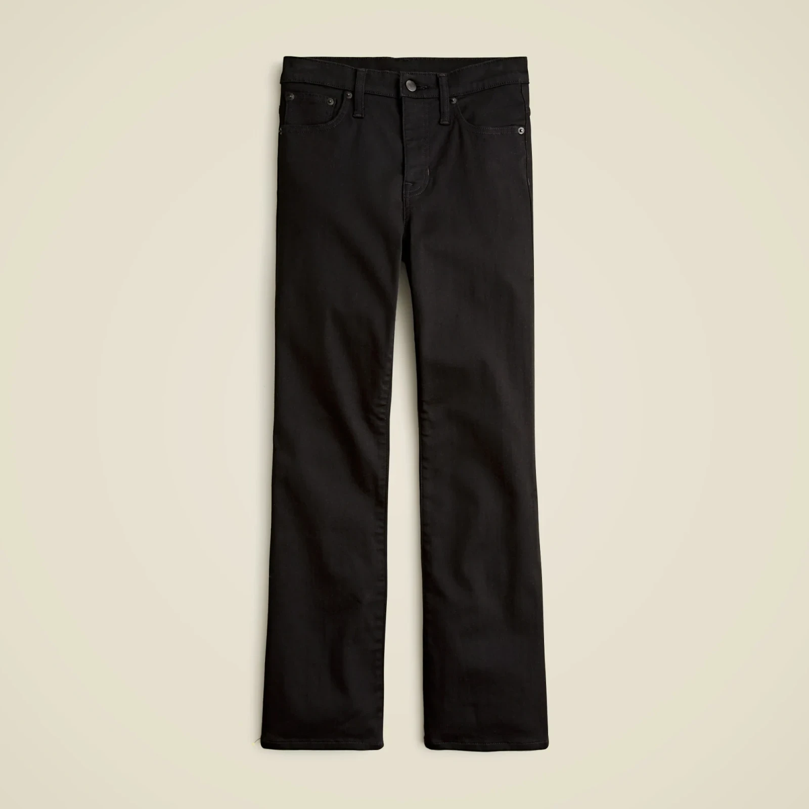 Mid-rise kickout jean