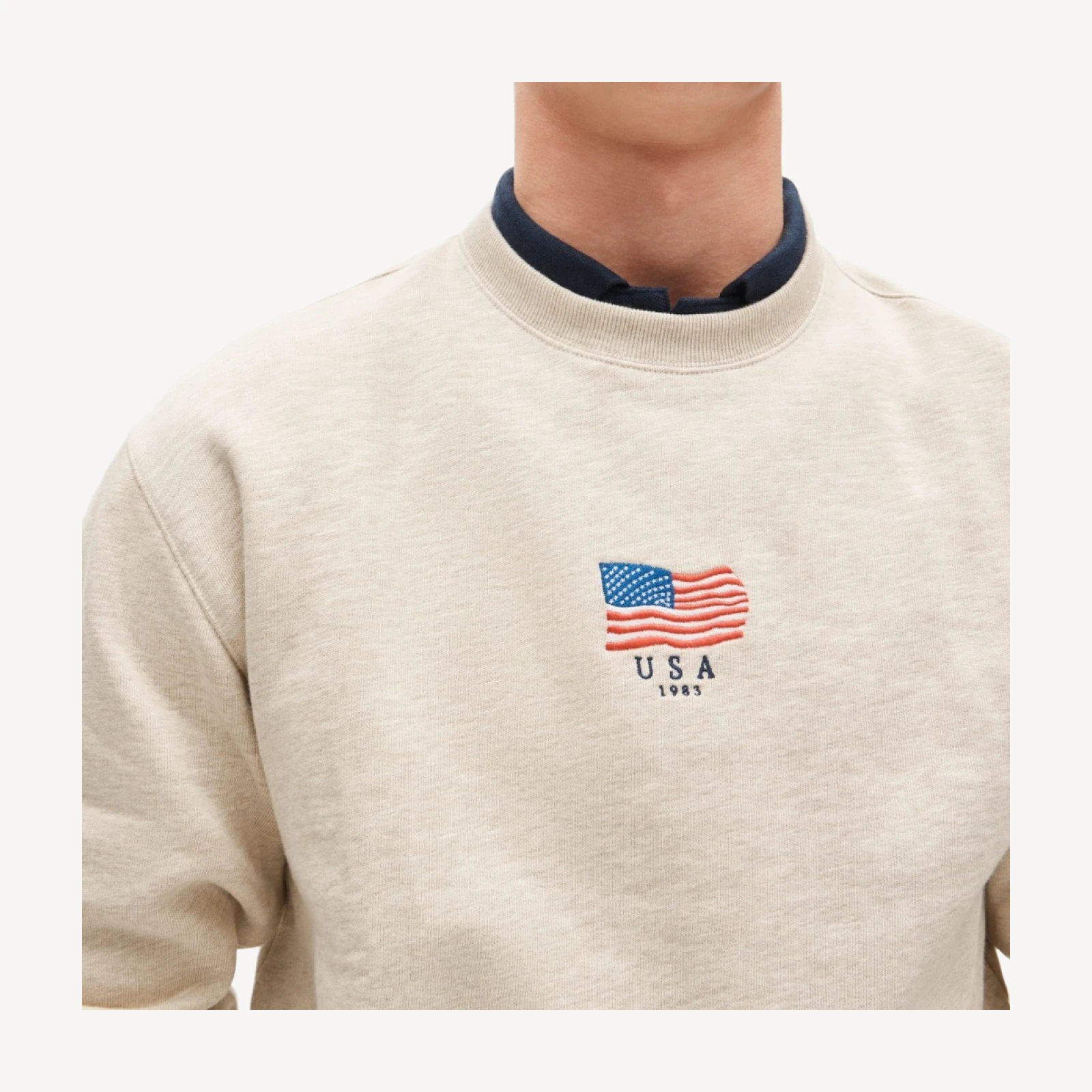 '83 fleece sweatshirt with flag embroidery
