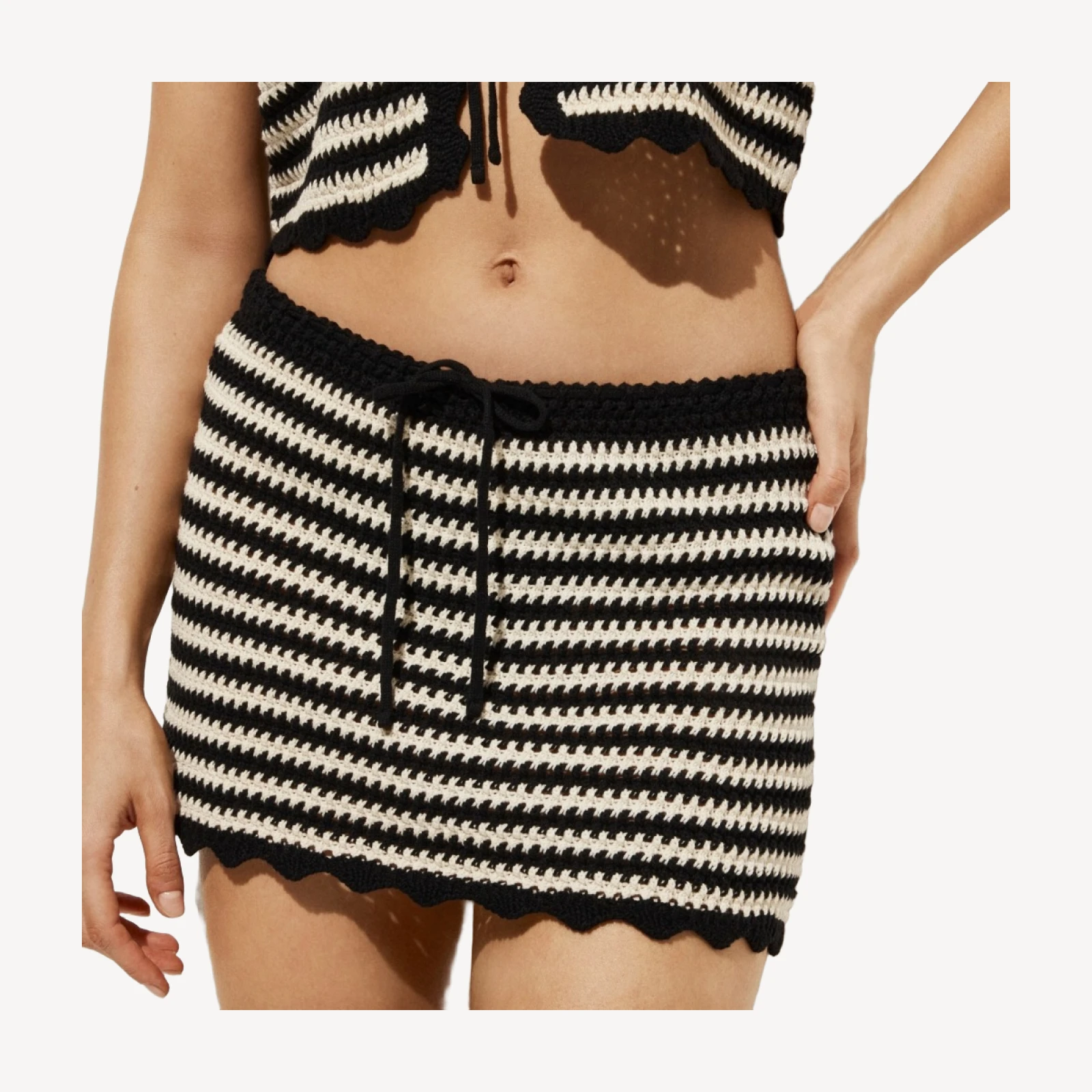 Scallop-trim crochet skirt in stripe