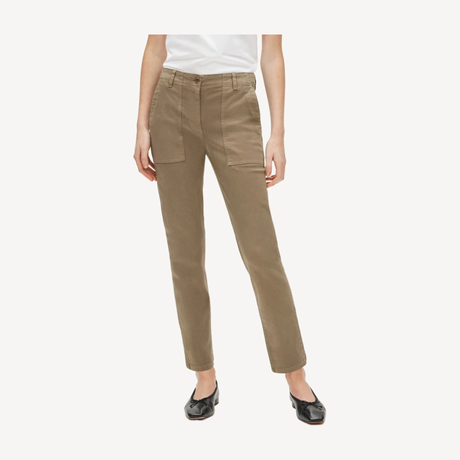 Patch-pocket slim chino pant