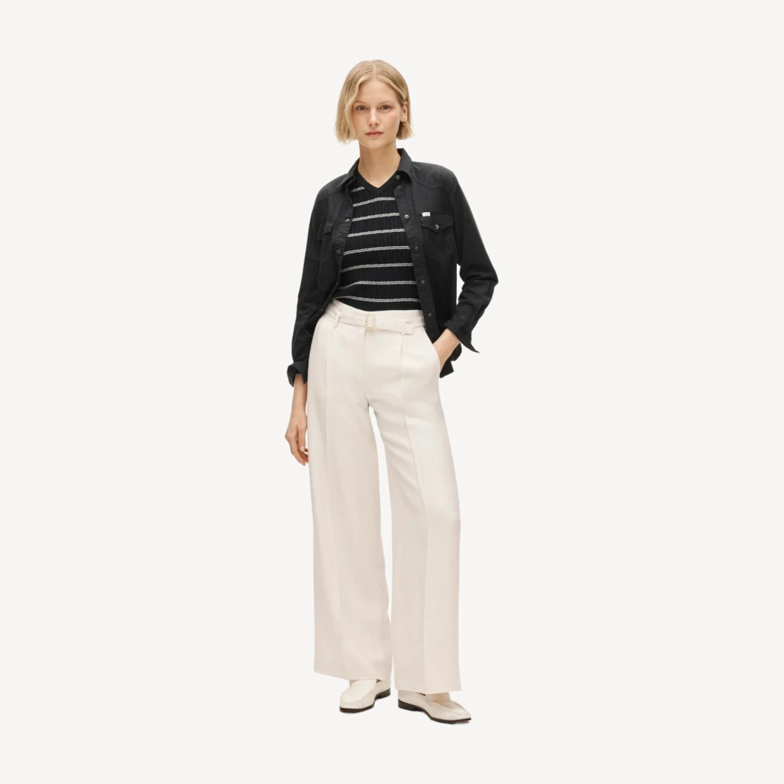 Wide-leg belted pant in luster canvas
