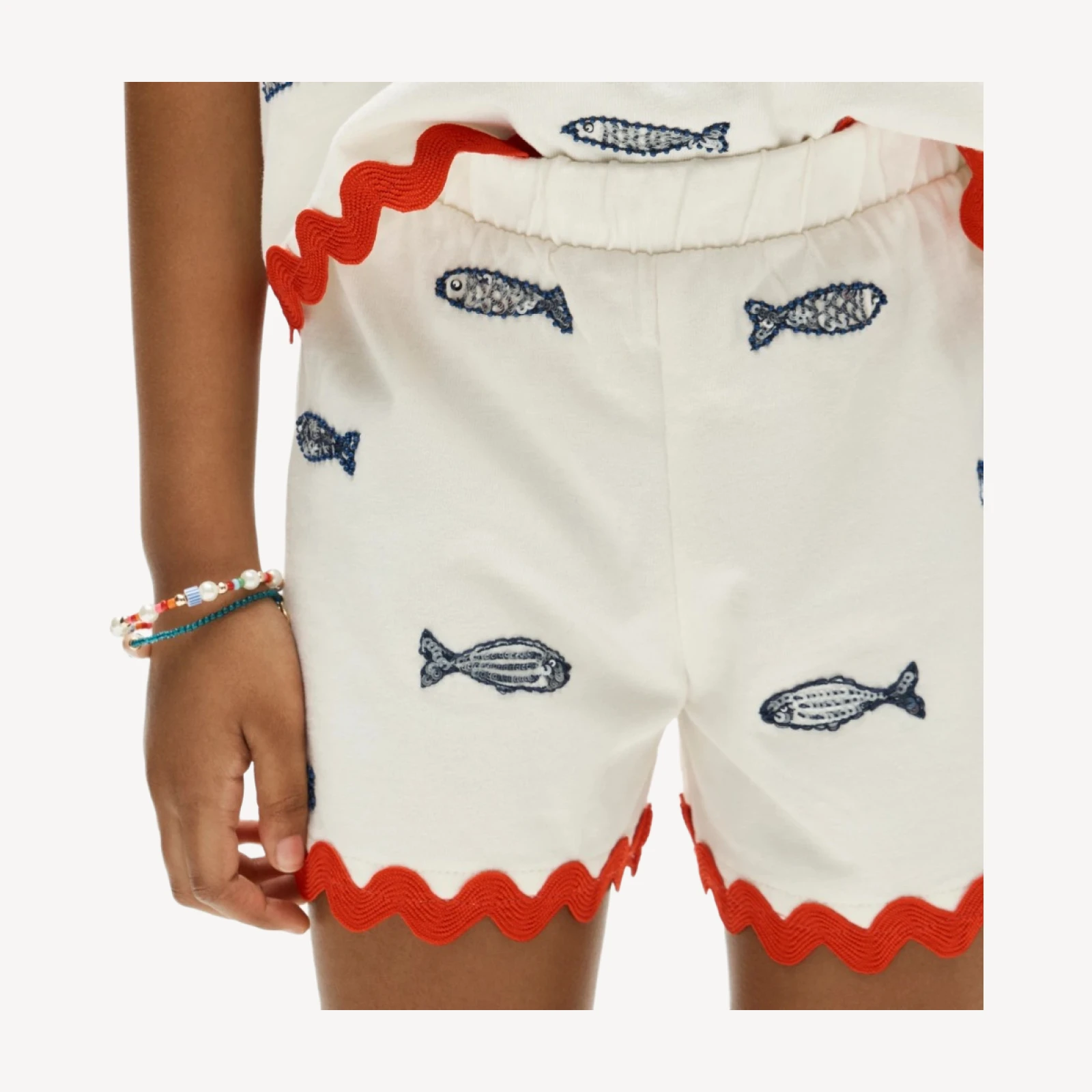 Girls' beaded fish pull-on short in jersey