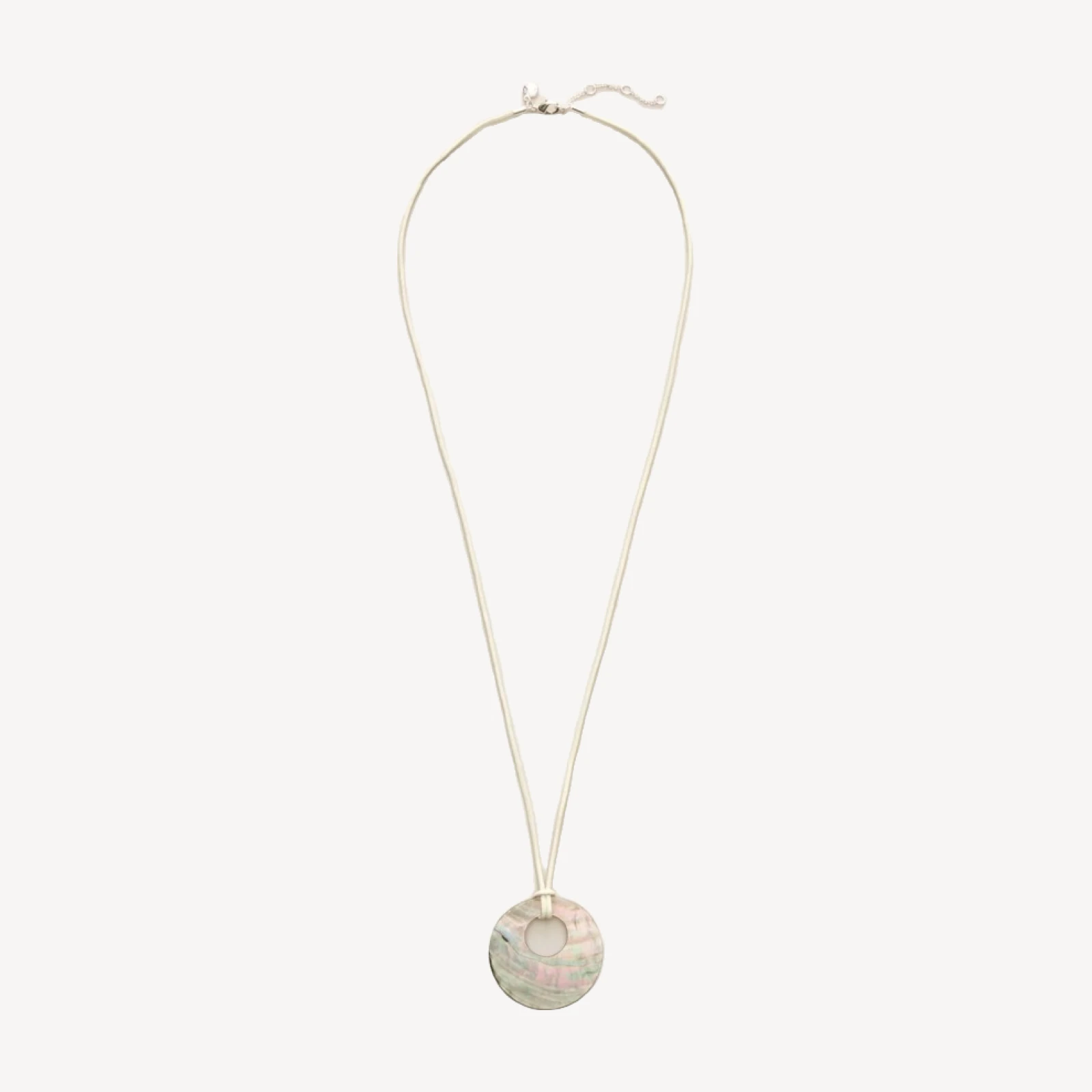 Mother-of-pearl disc necklace