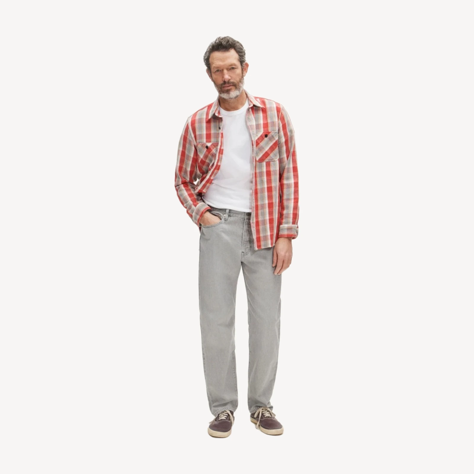 Wallace & Barnes Straight-fit jean in vintage light grey