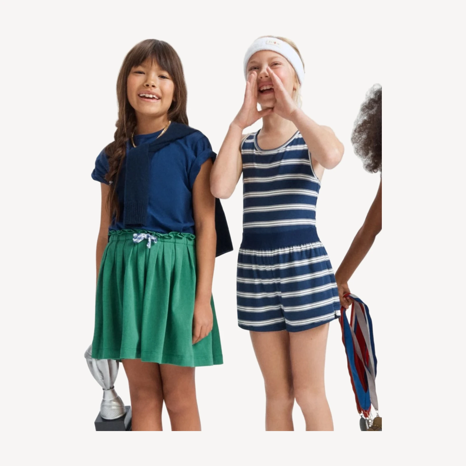 Girls' piqué pleated skirt